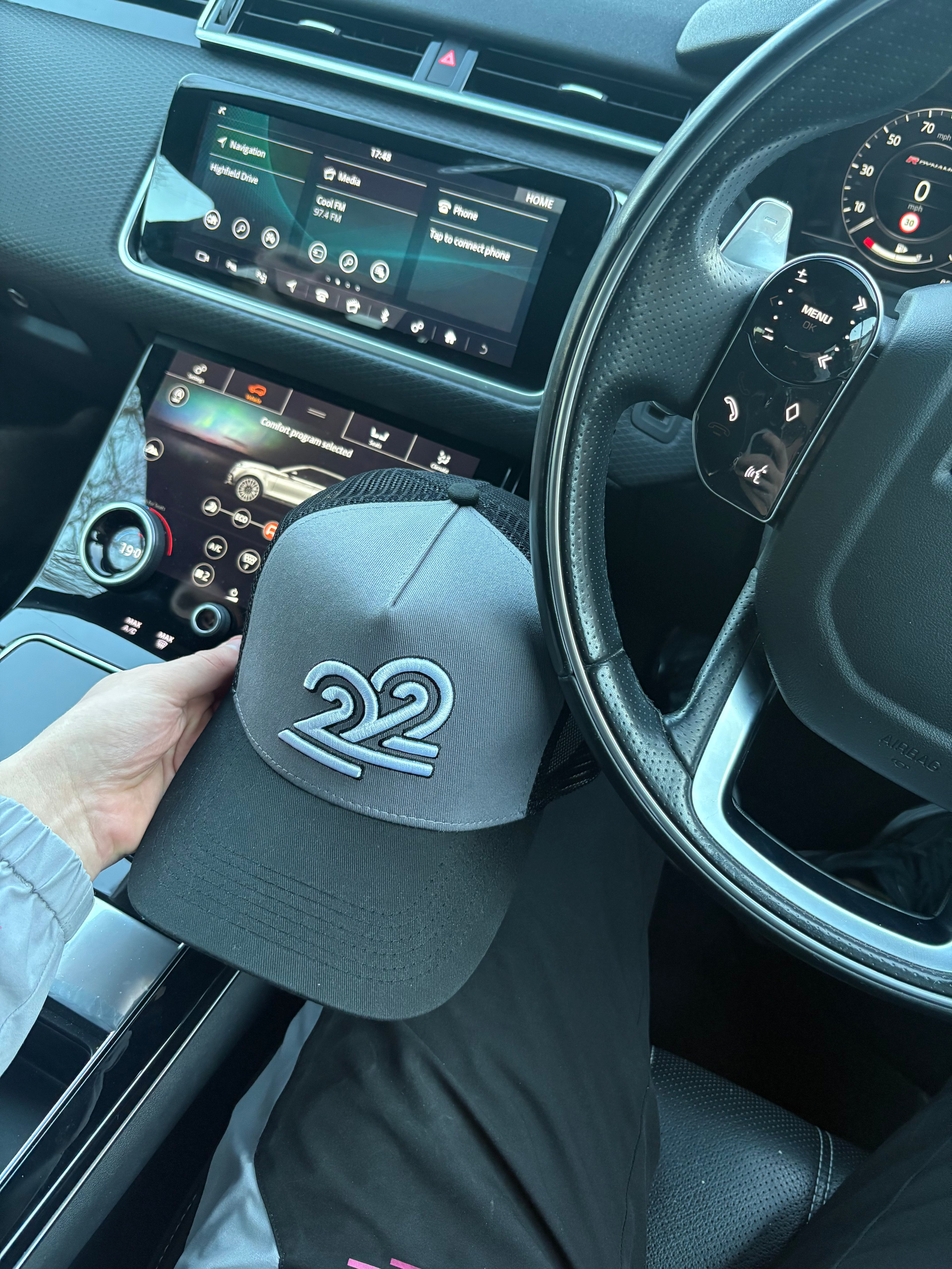 Moon Grey 22PERFORM CAP (restock)