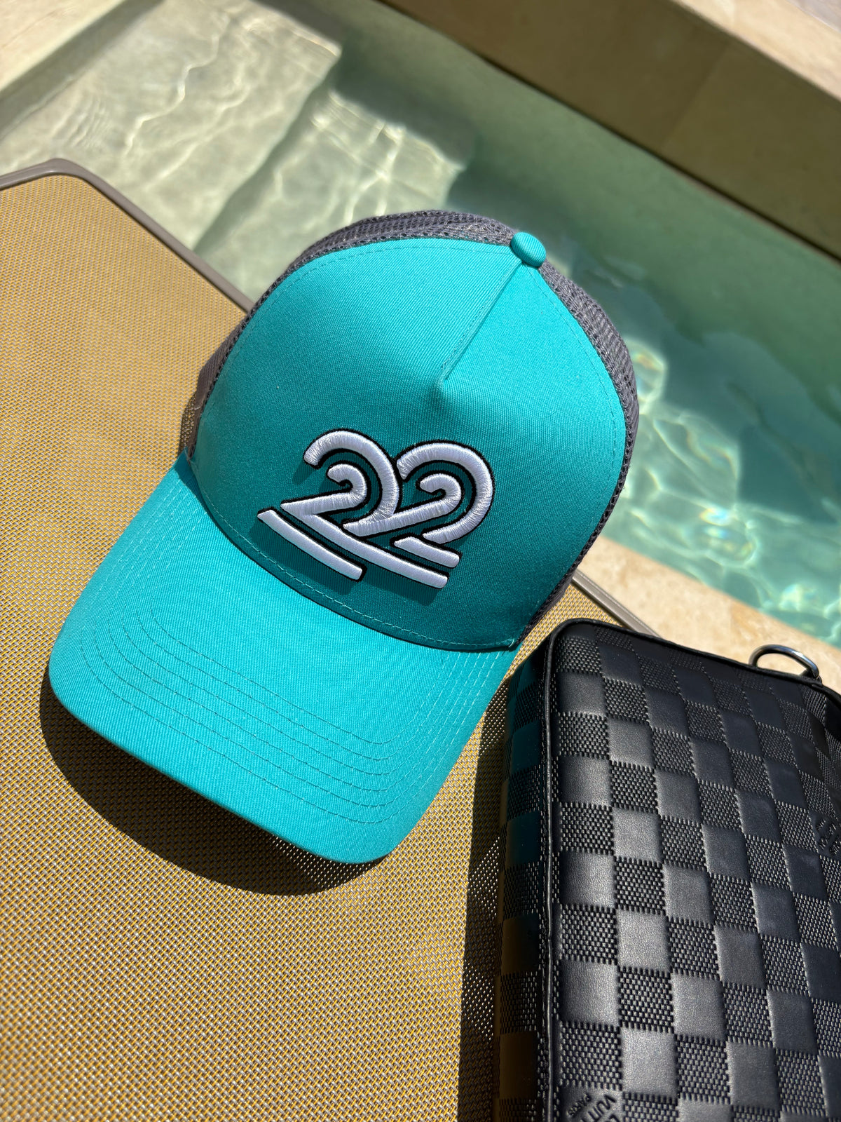 22PERFORM AQUA TRUCKER CAP