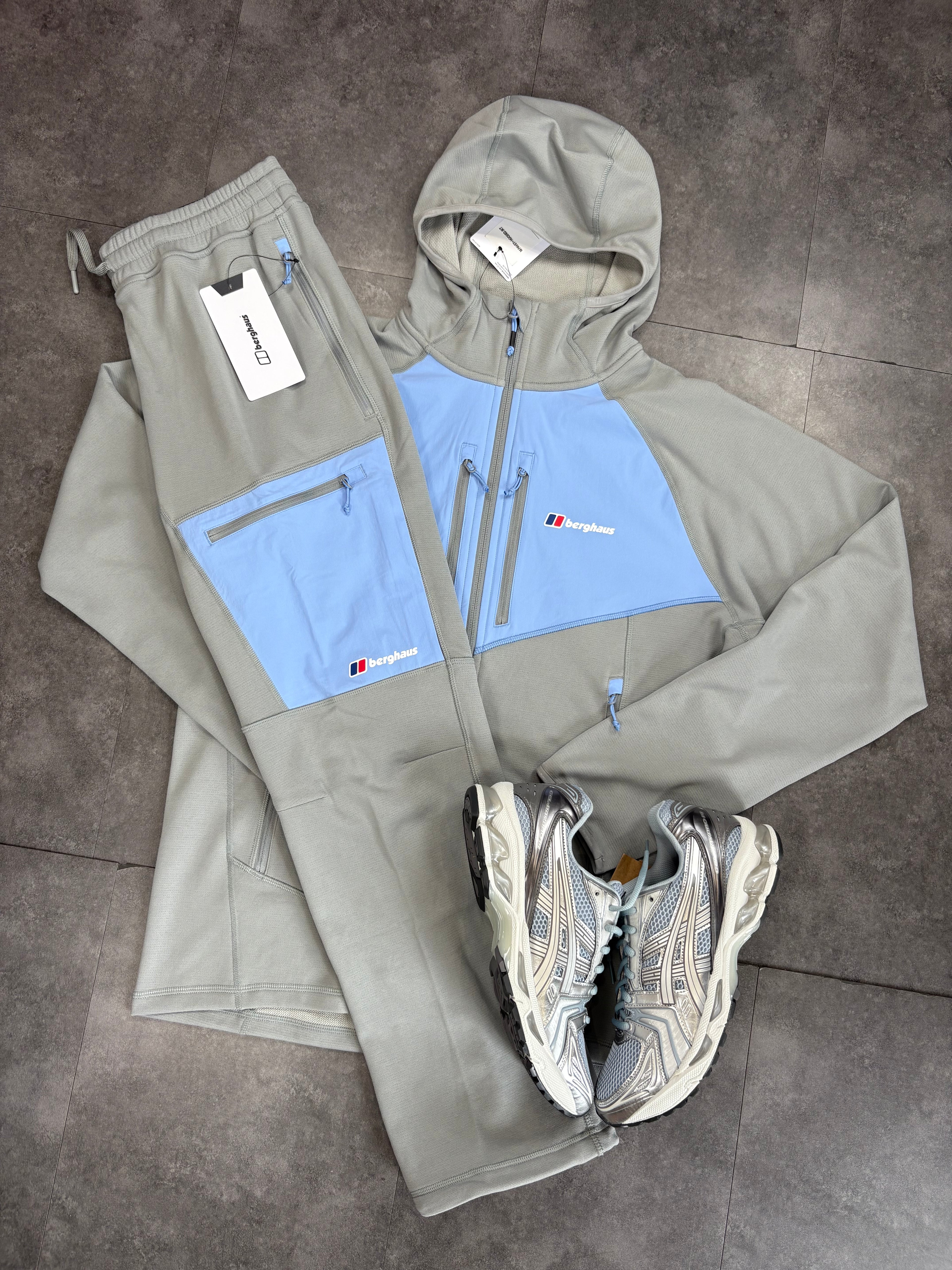 Berghaus tracksuit "light grey/blue"