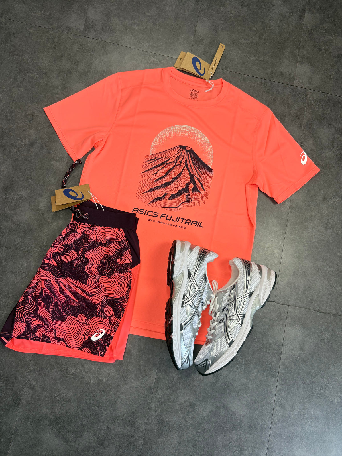 ASICS fujitrial short set "peach/maroon"