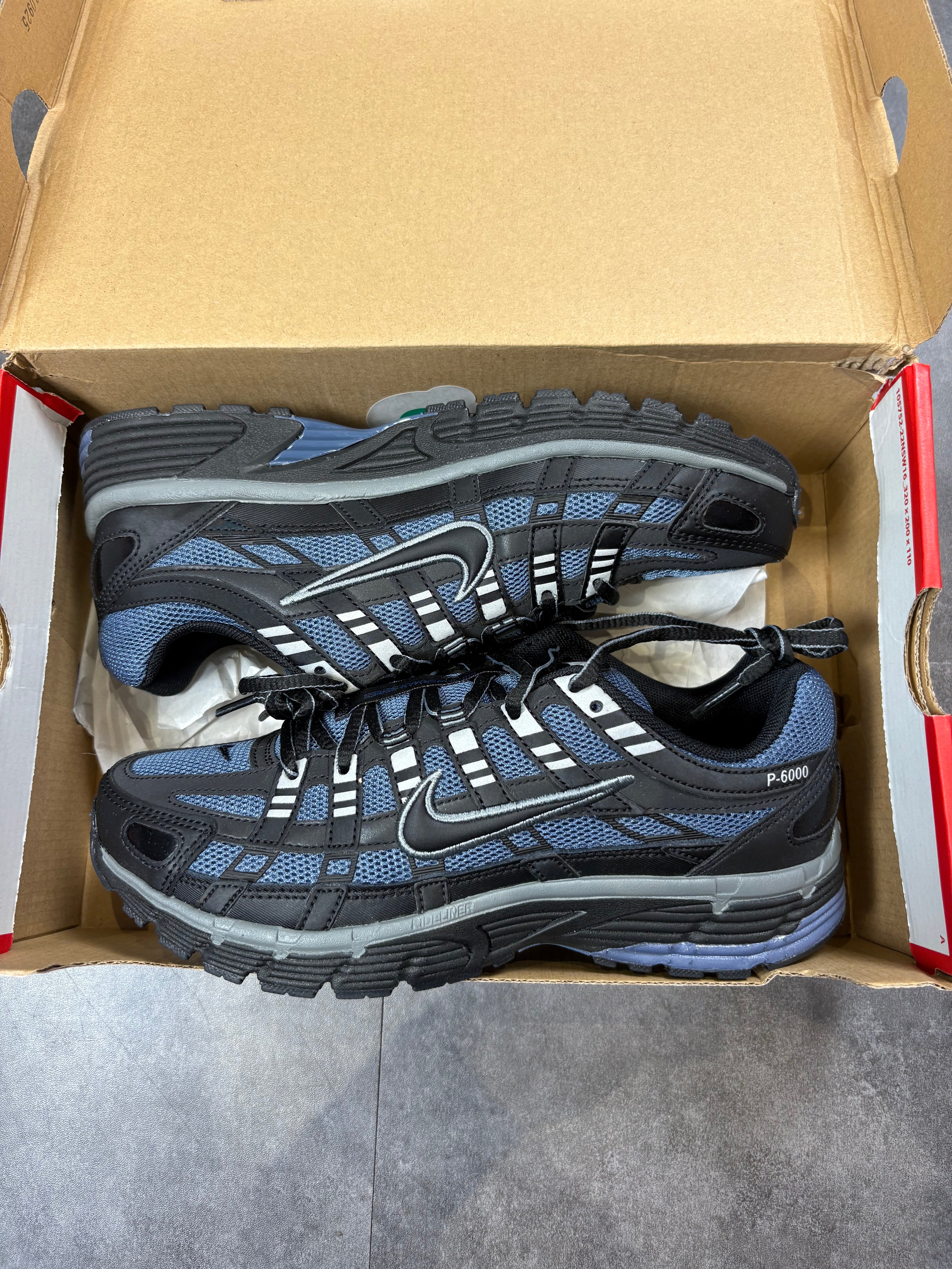 Nike p6000- diffused blue