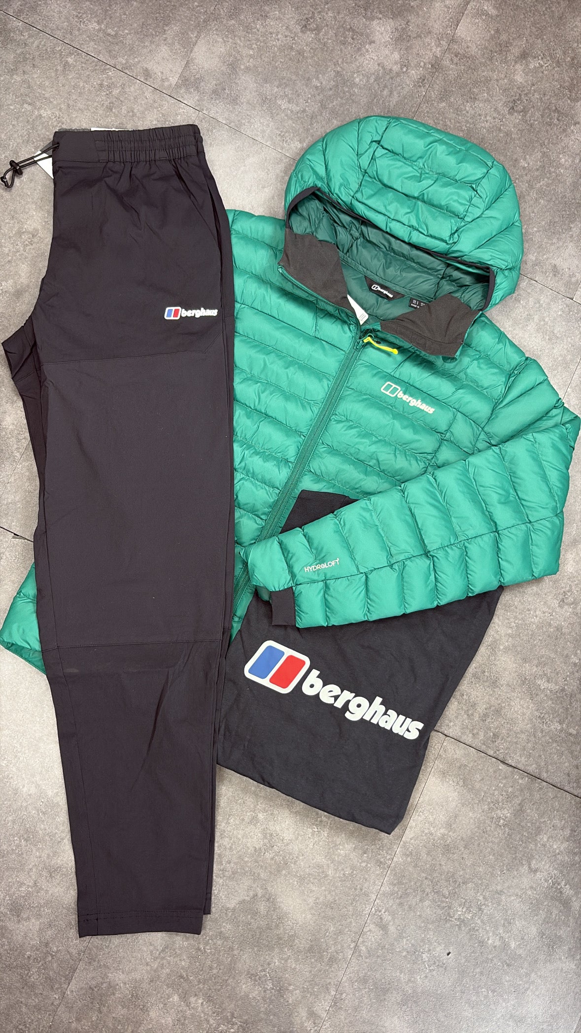 Berghaus puffer tracksuit set "dark green/Black"