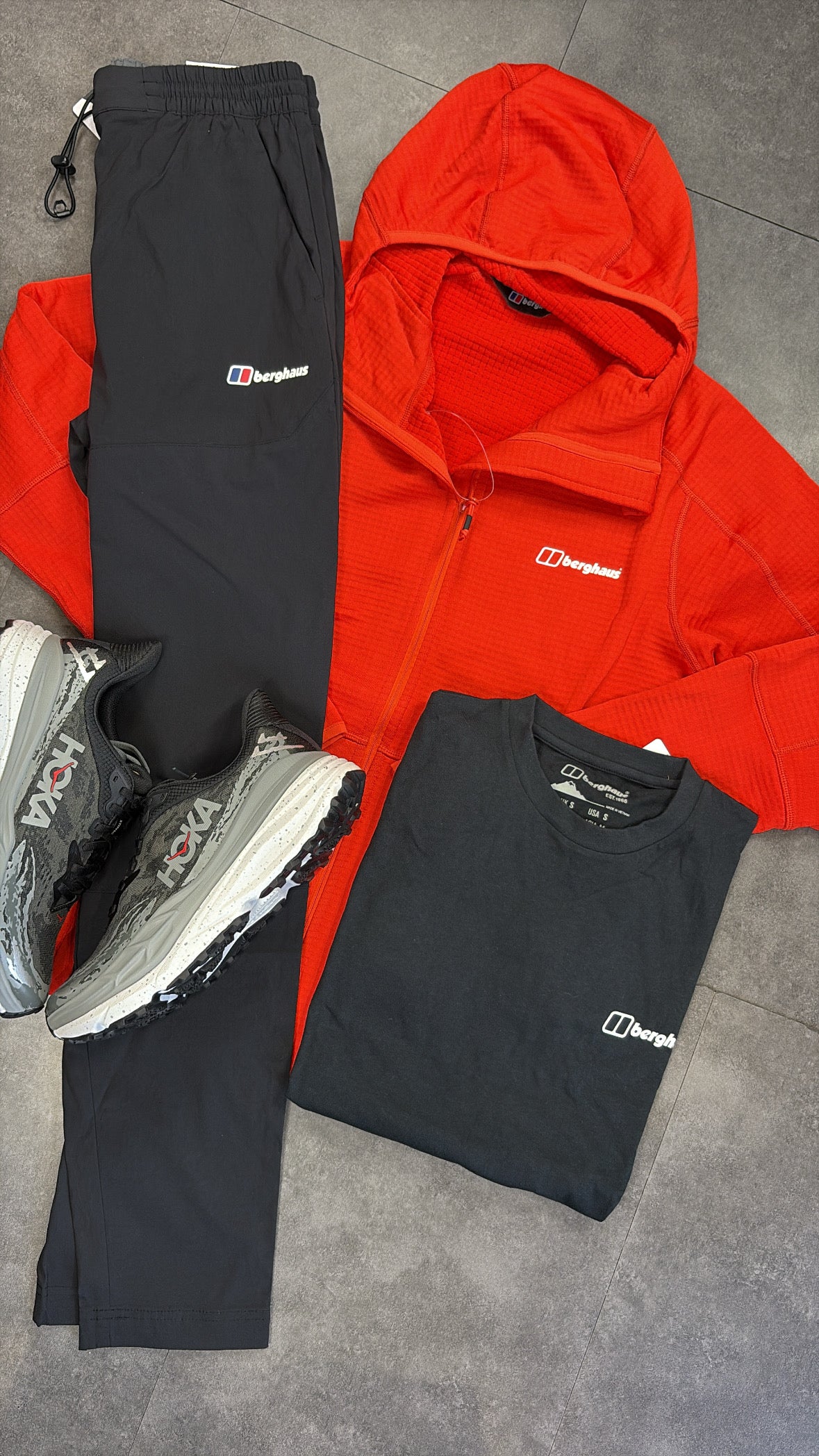 Berghaus fleece tracksuit "black/red"