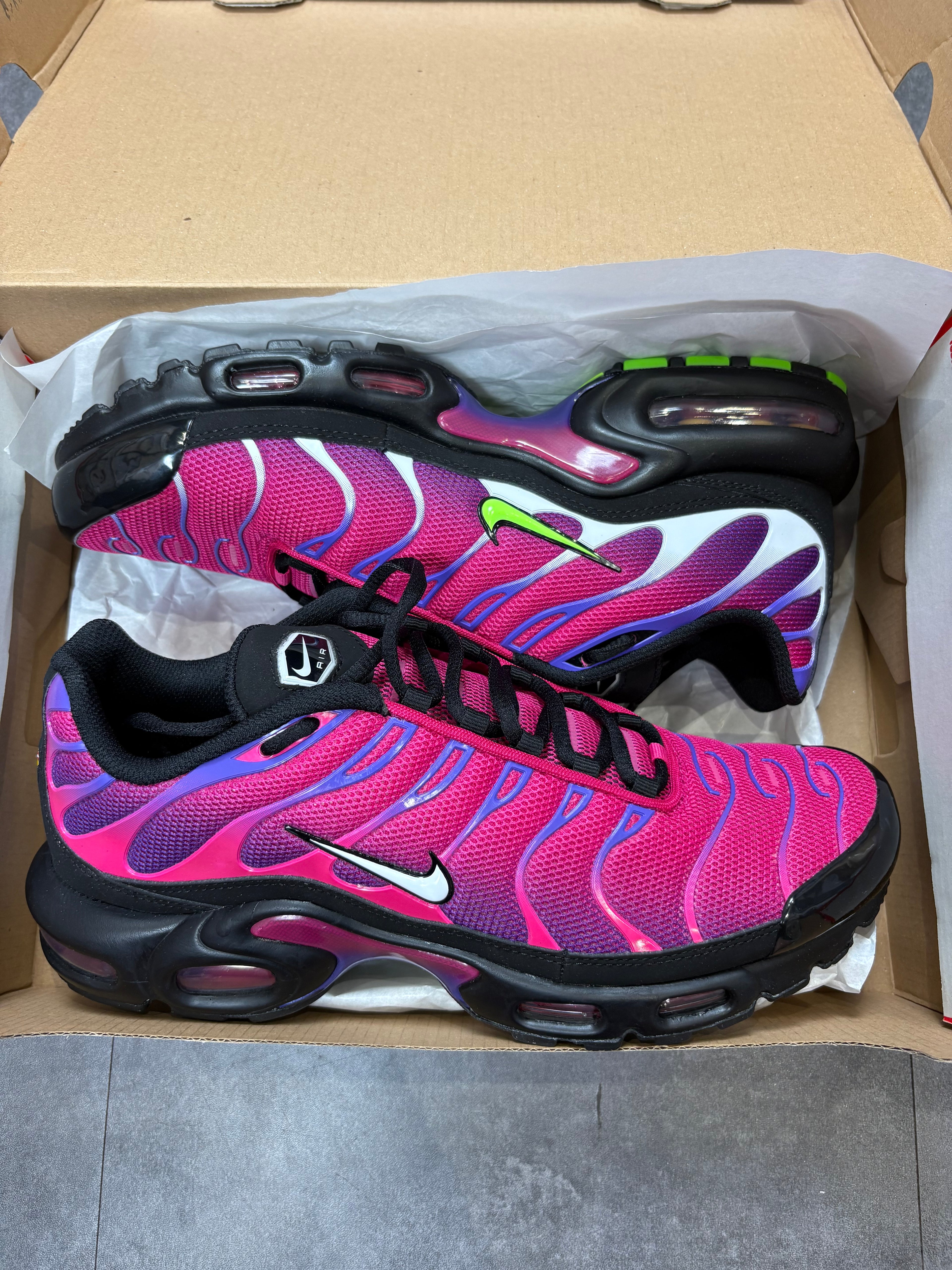 Nike TNS "Fireberries"