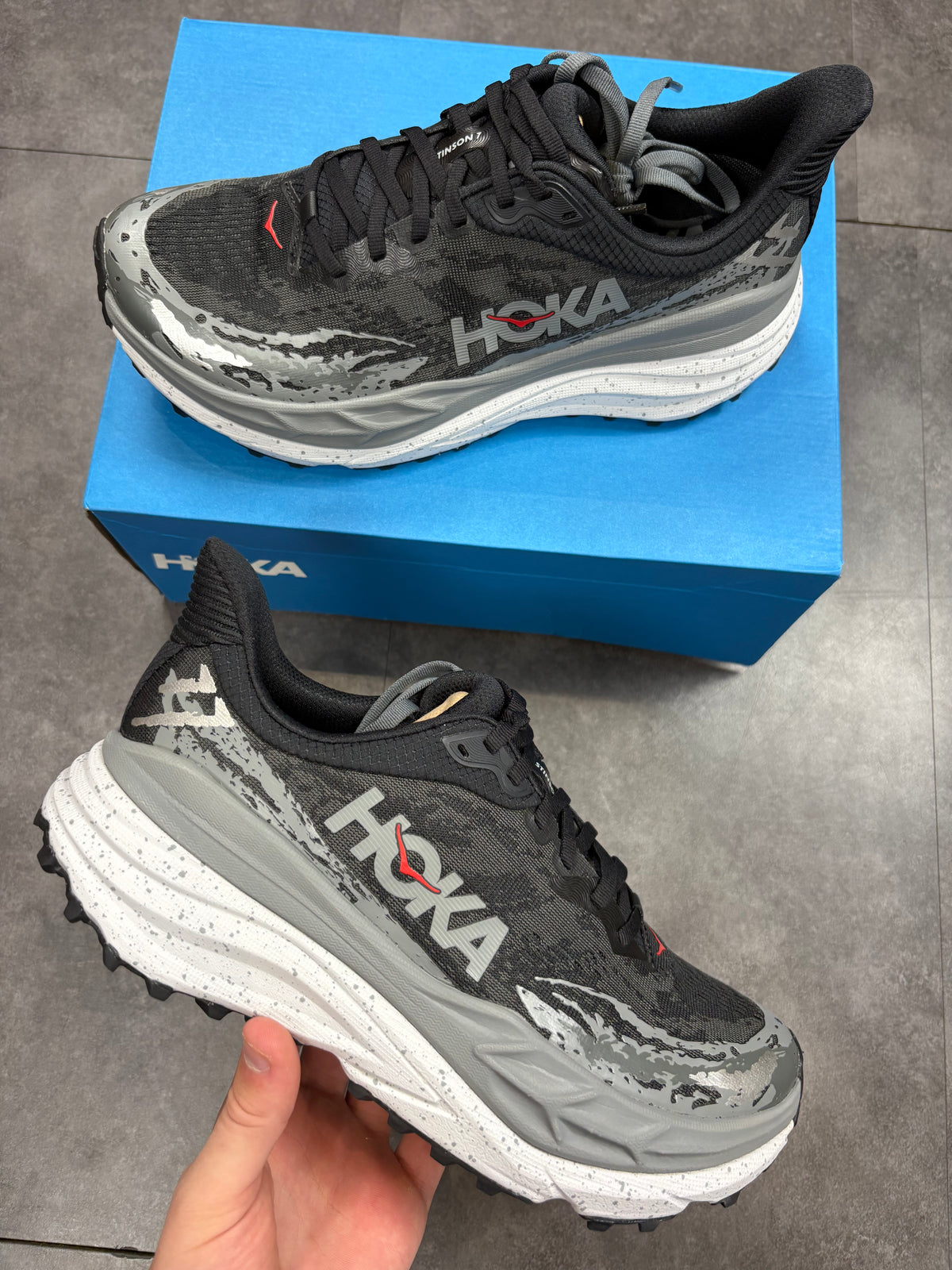 Hoka Stinson 7 trainer "black/red"