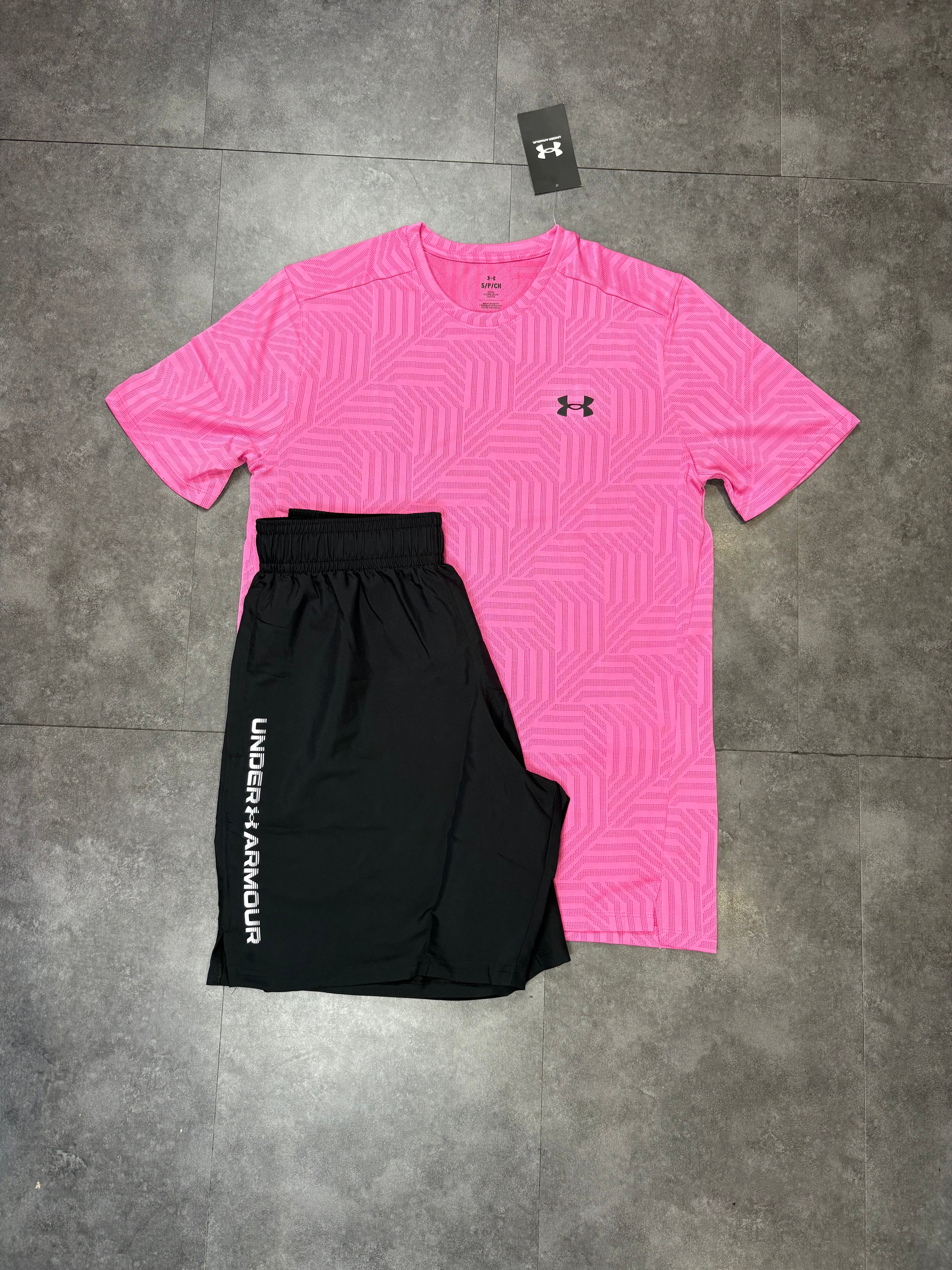 Under armour short set "Pink/Black"