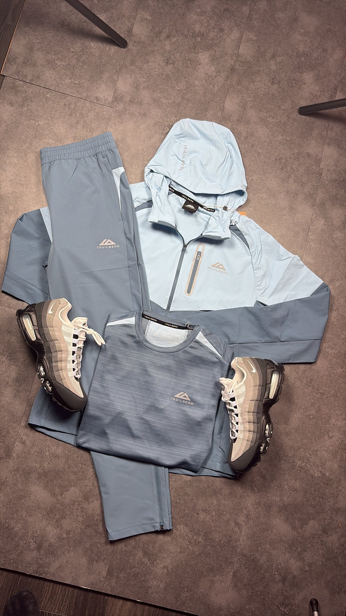Baby blue Trailberg set