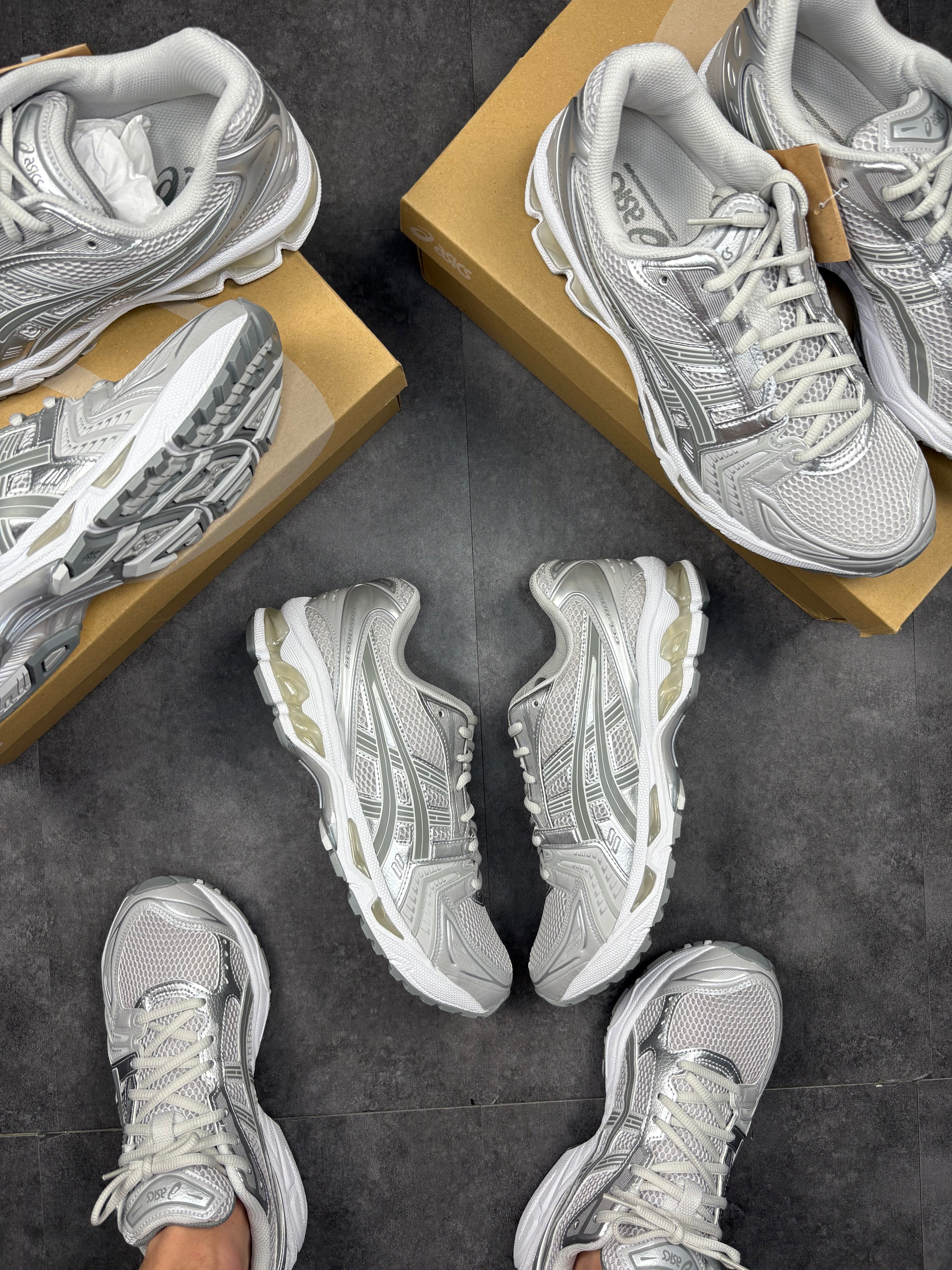 ASICS light grey gel keyano