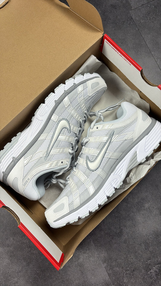 Summit white nike p6000