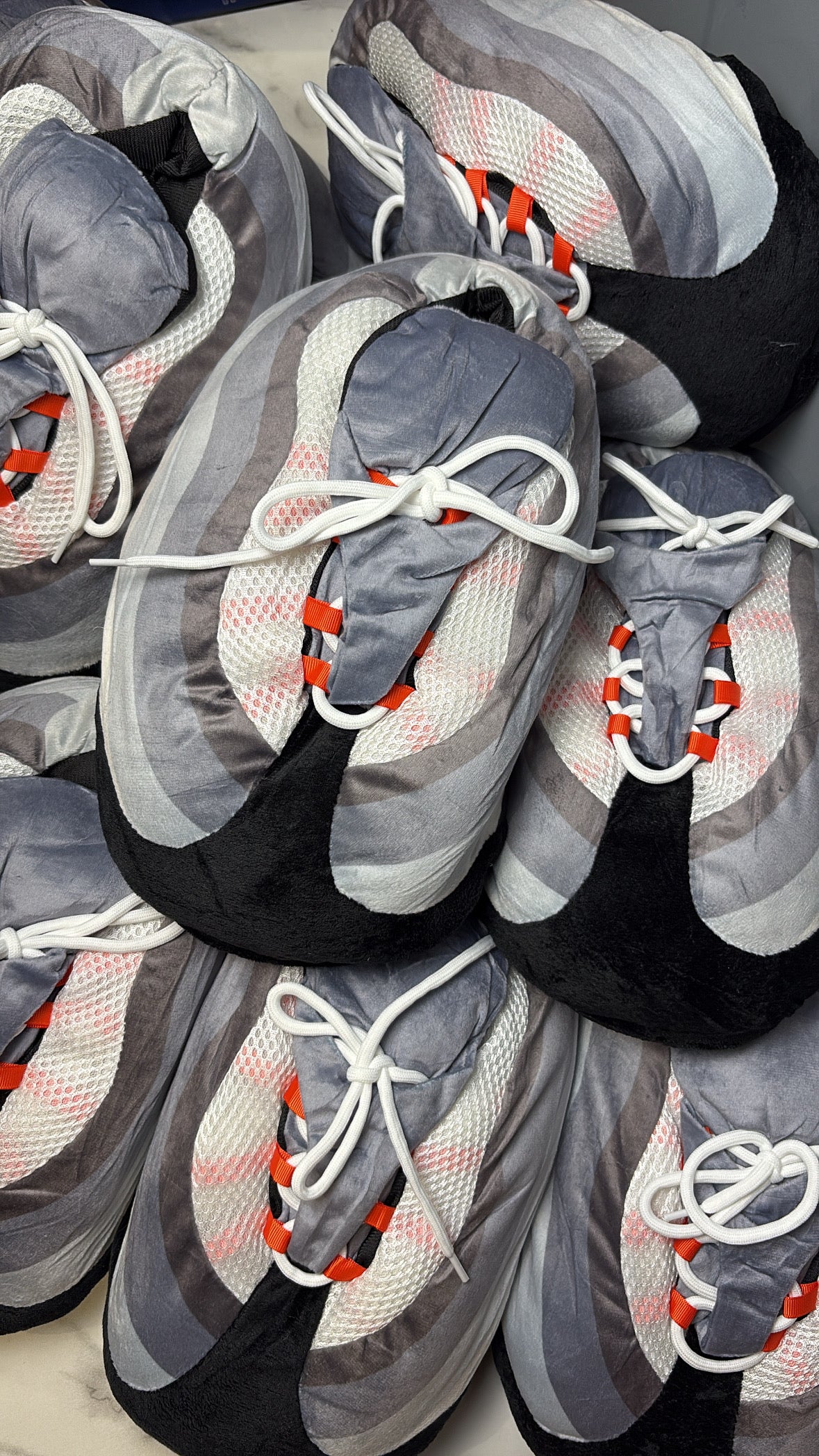 Mandarin 95s slippers