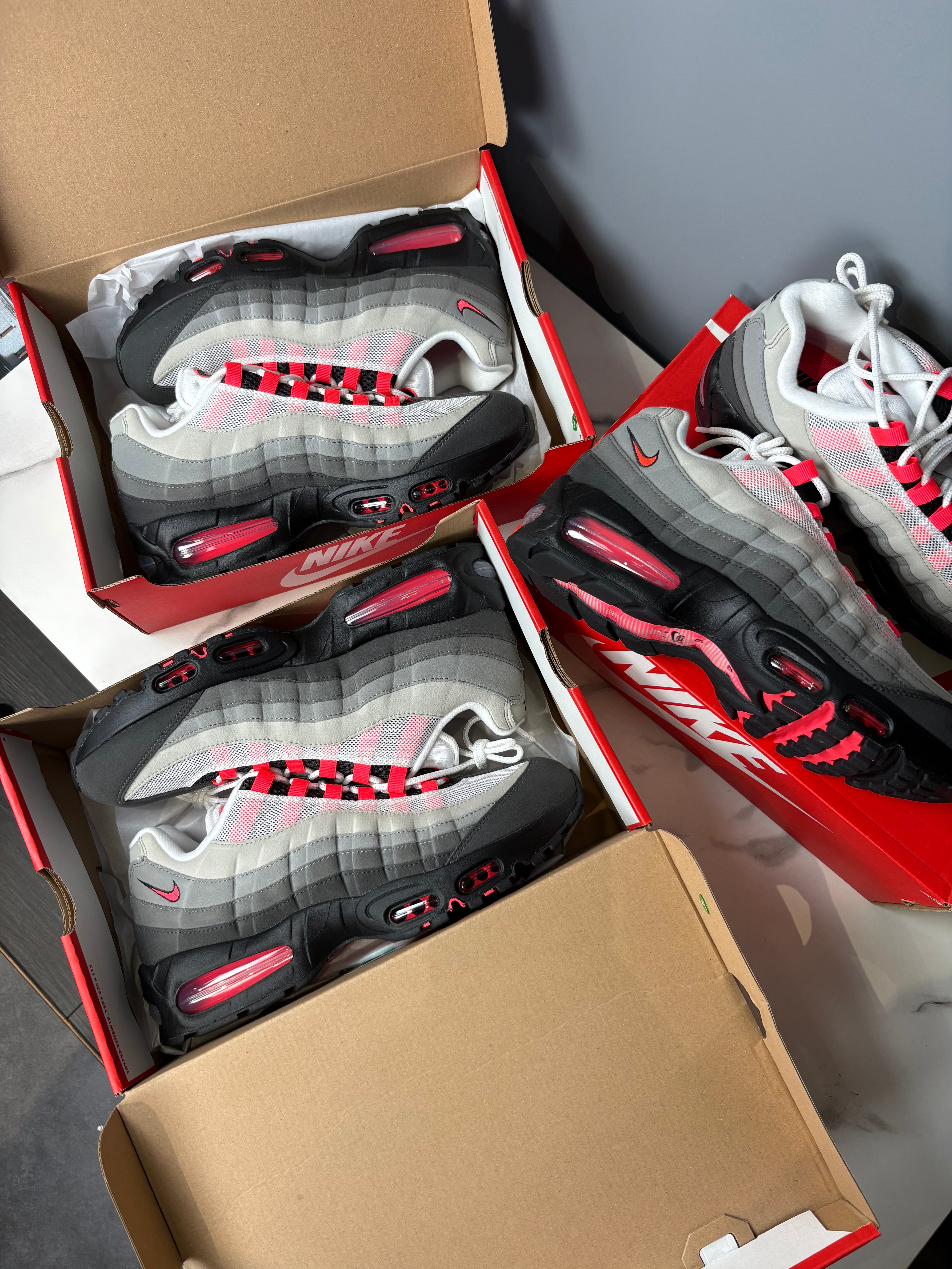 Solar red big bubble am95 2025