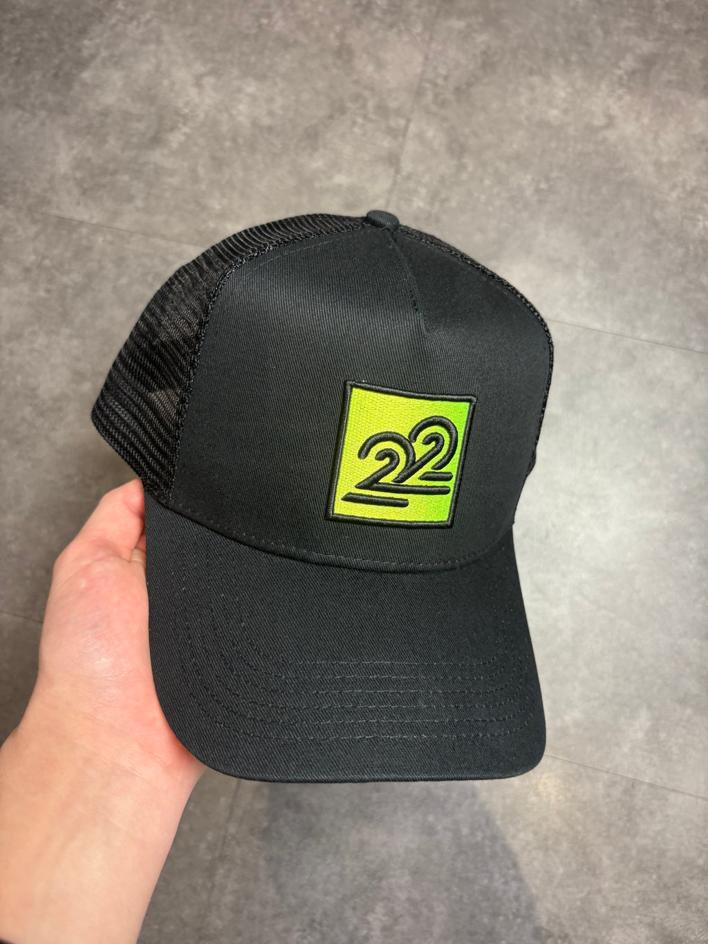 22Union Box Logo Cap "neon"