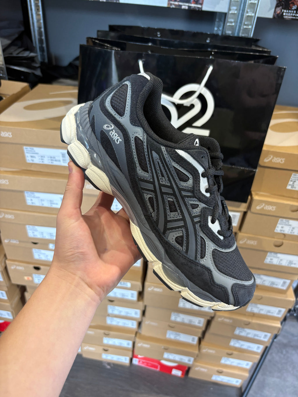 ASICS gel nyc "black/grey"