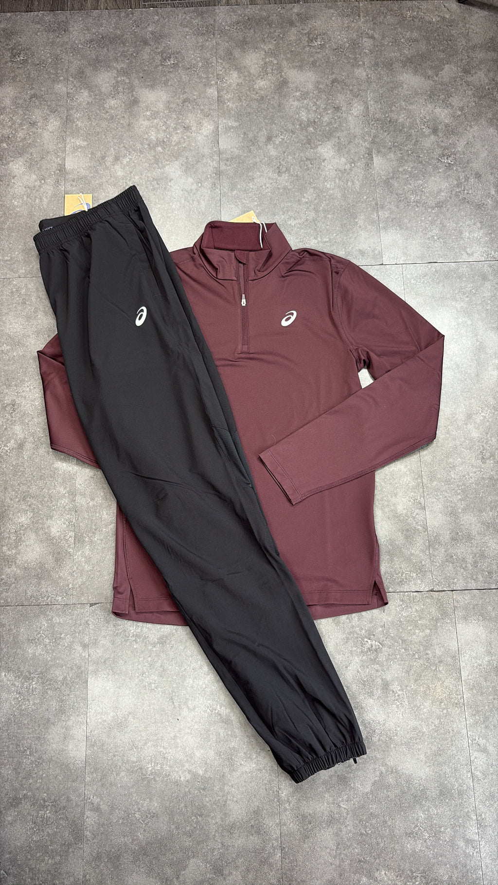 ASICS tracksuit "maroon/black"