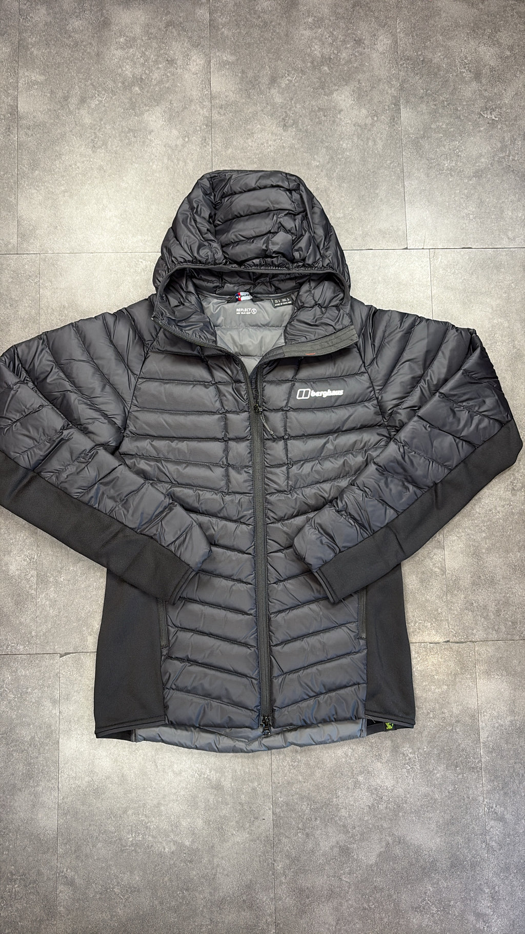 Berghaus hybrid jacket "black"