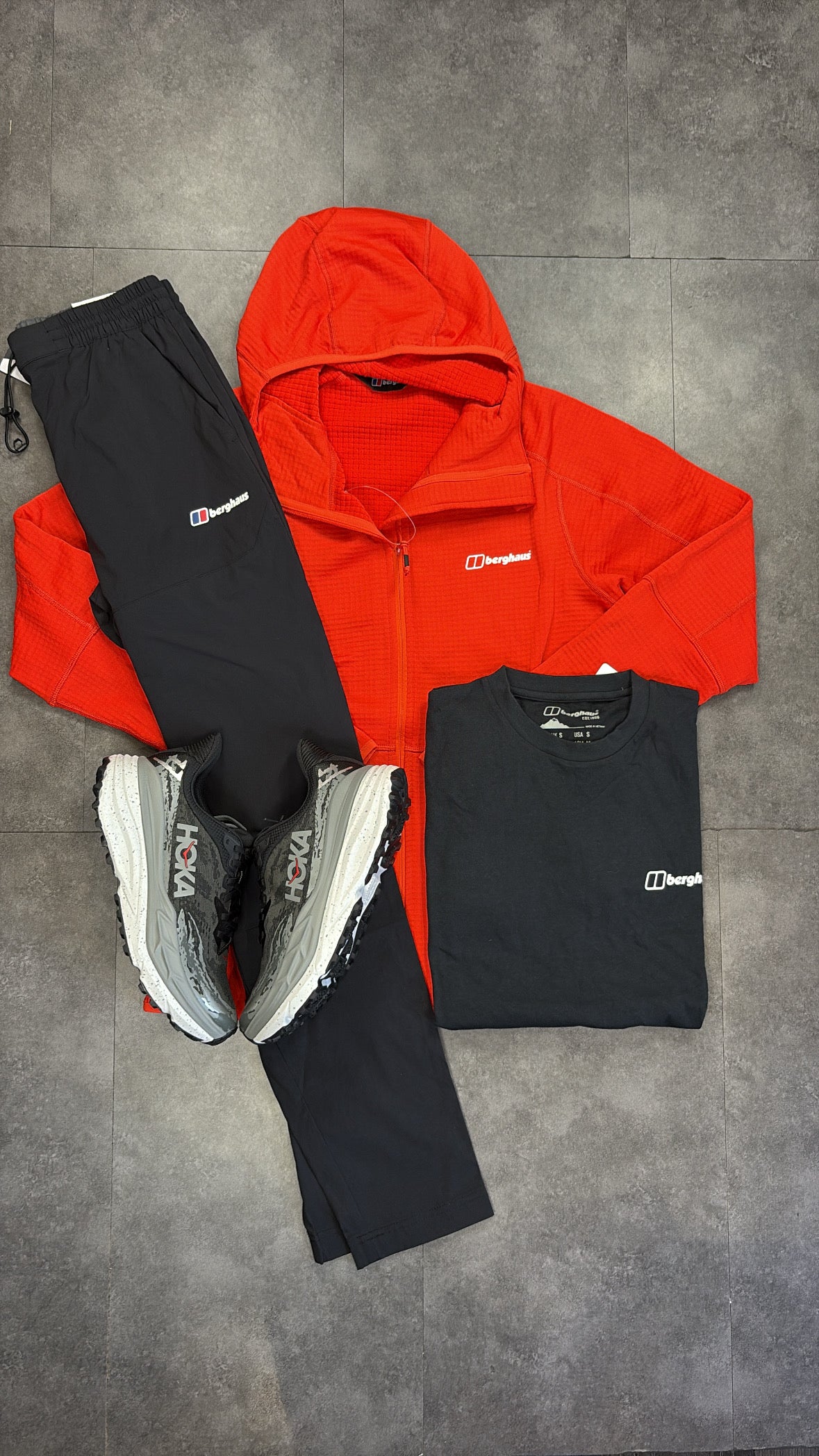Berghaus fleece tracksuit "black/red"