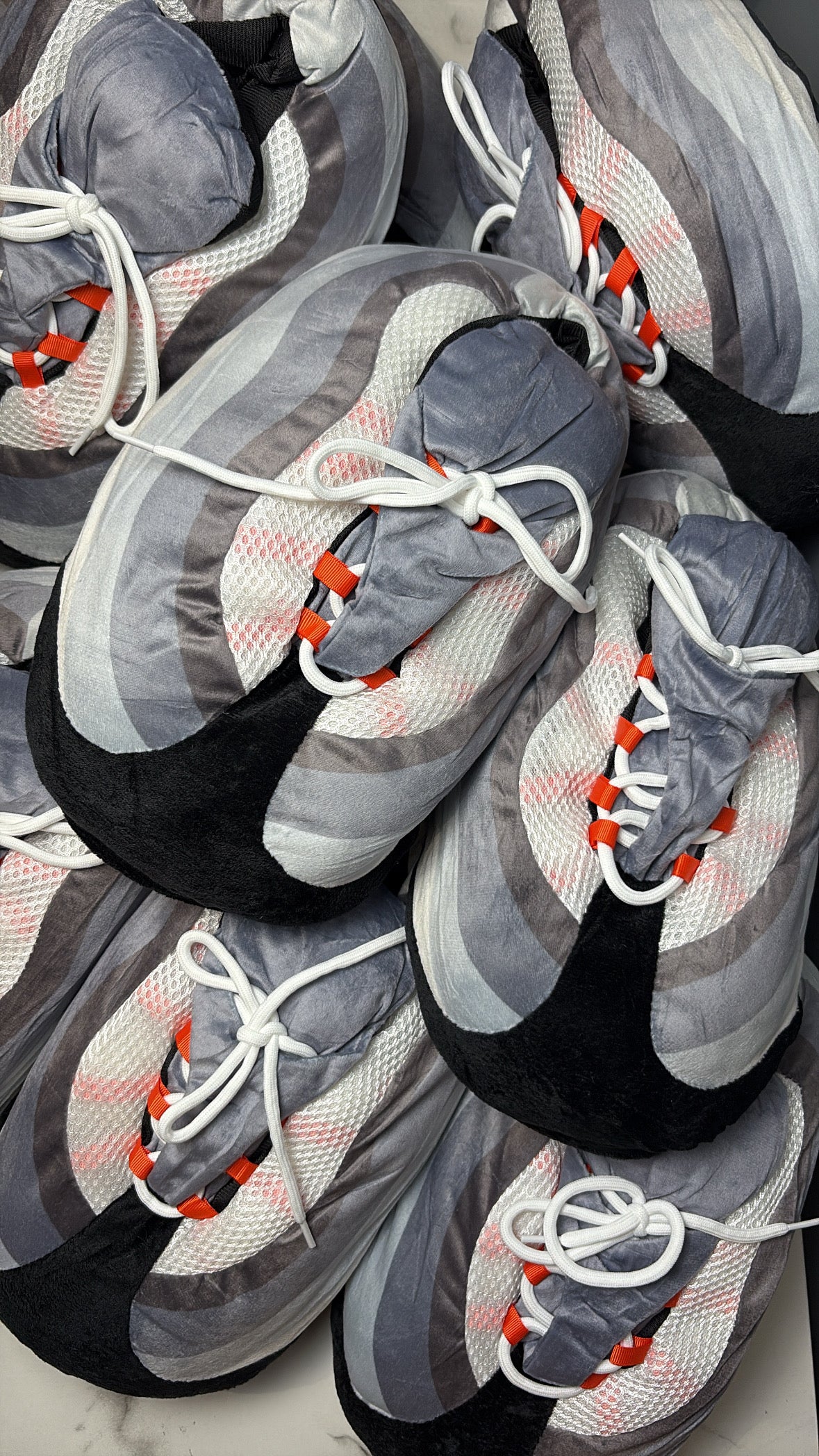 Mandarin 95s slippers