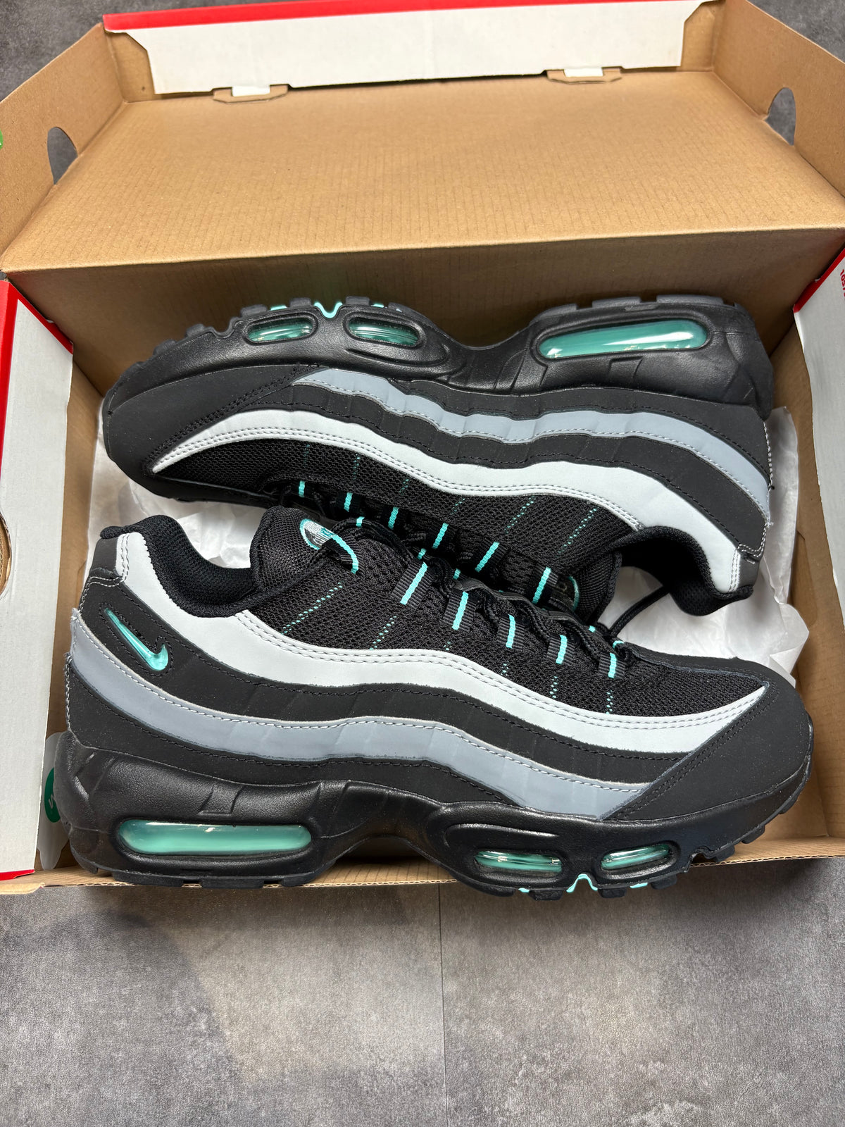 Nike Air Max 95 trainers "Jade Jewel"