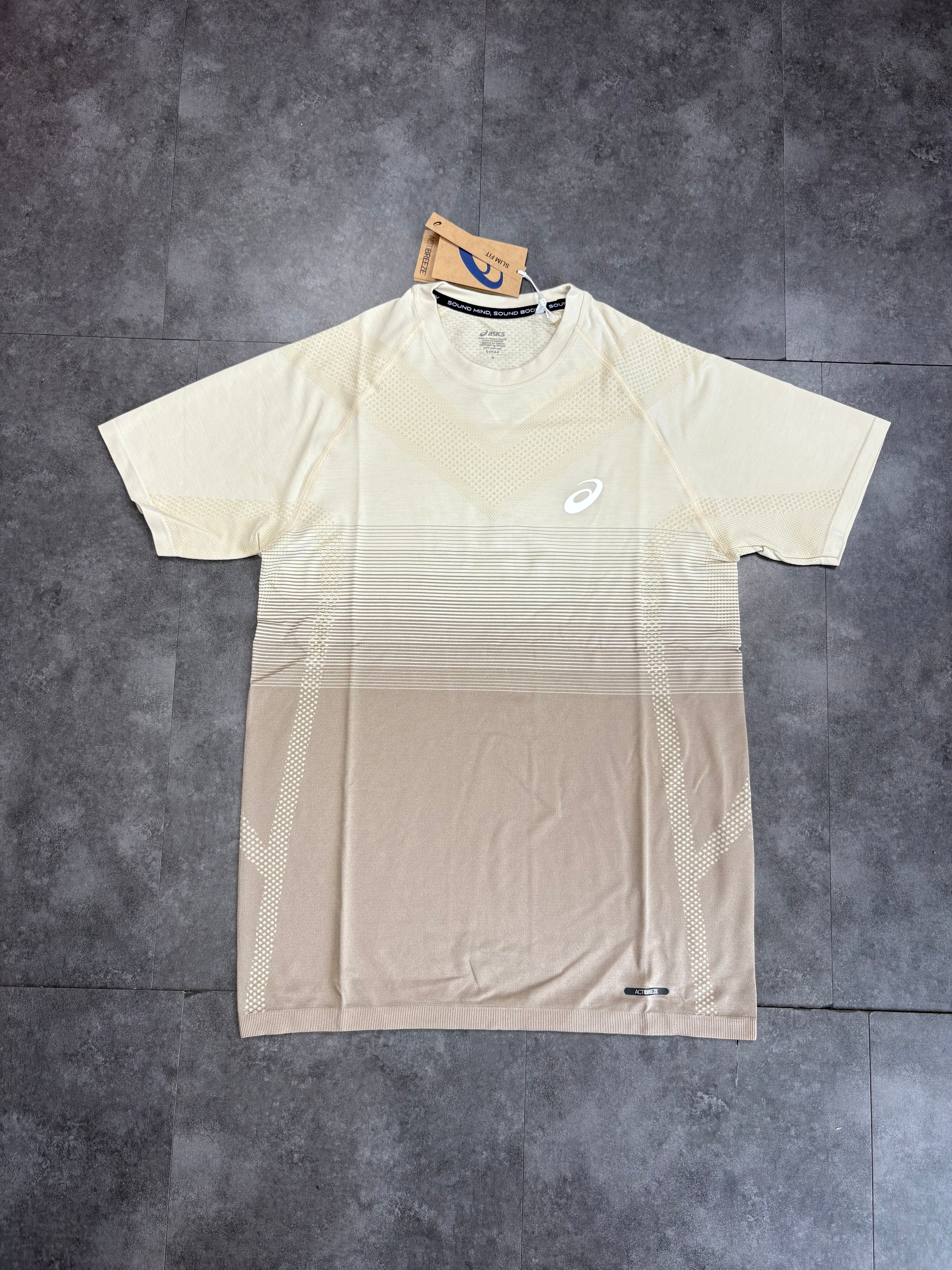 ASICS seamless t shirt "beige"