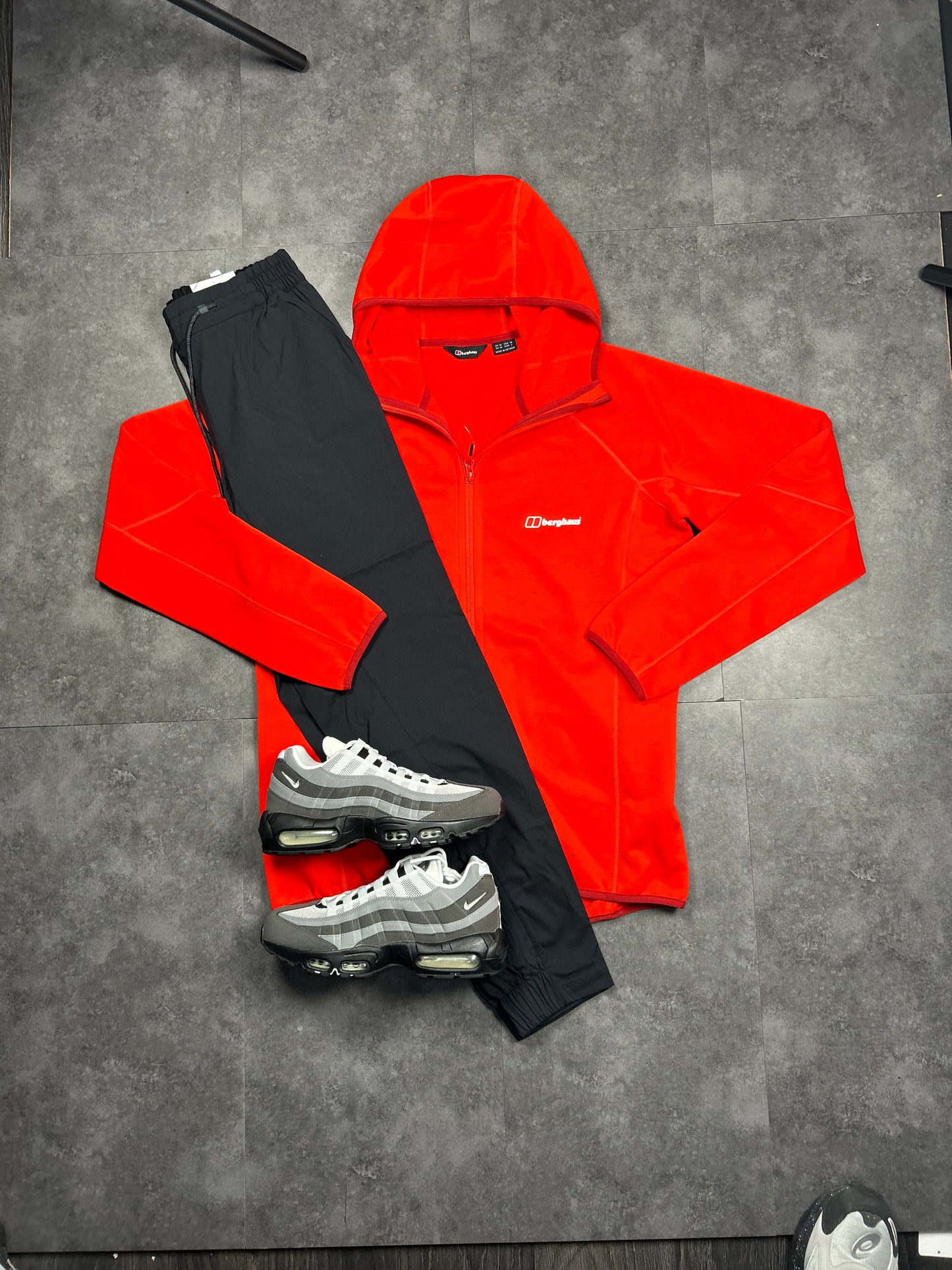 Mens Red Berghaus set