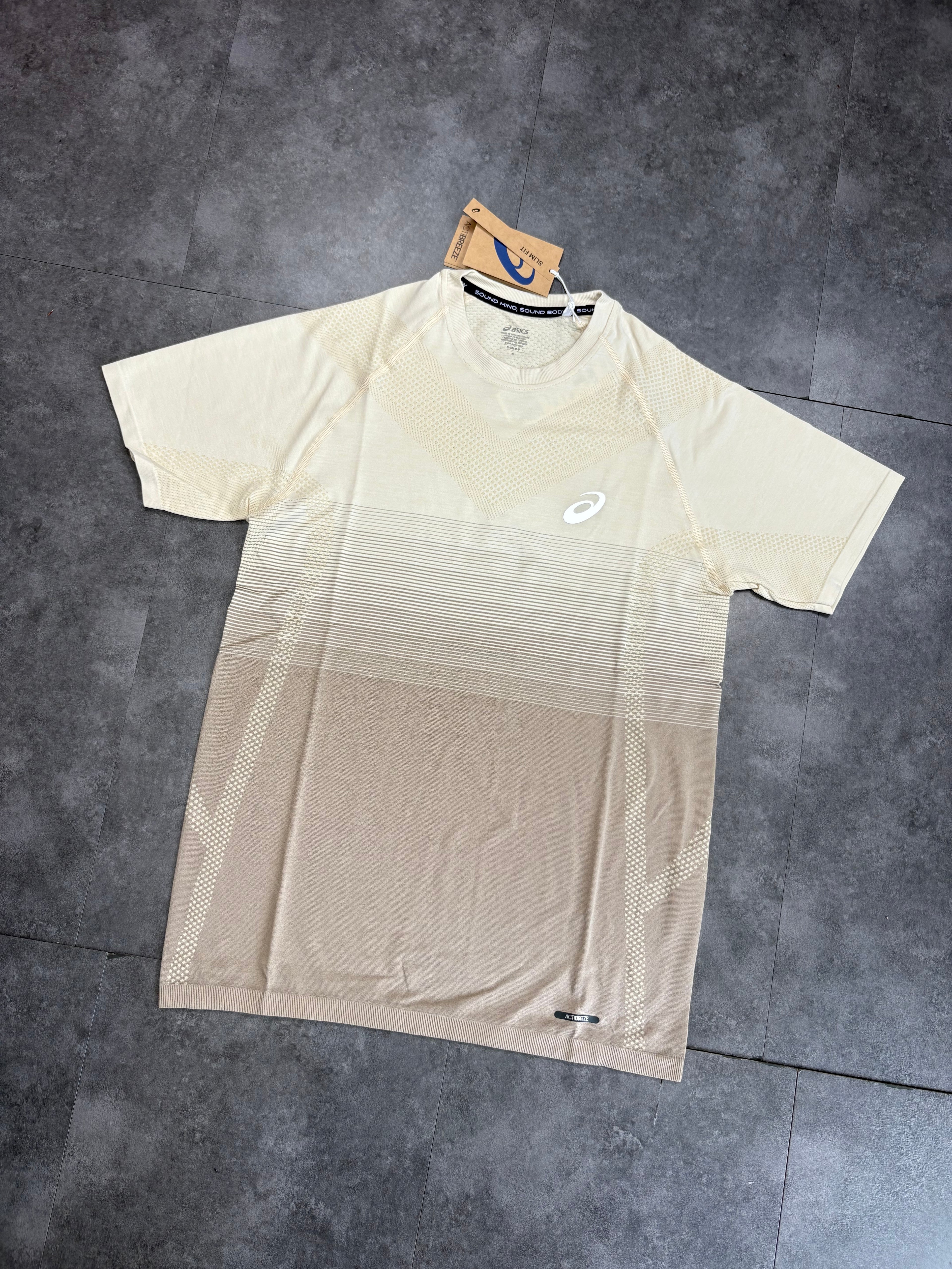 ASICS seamless t shirt "beige"