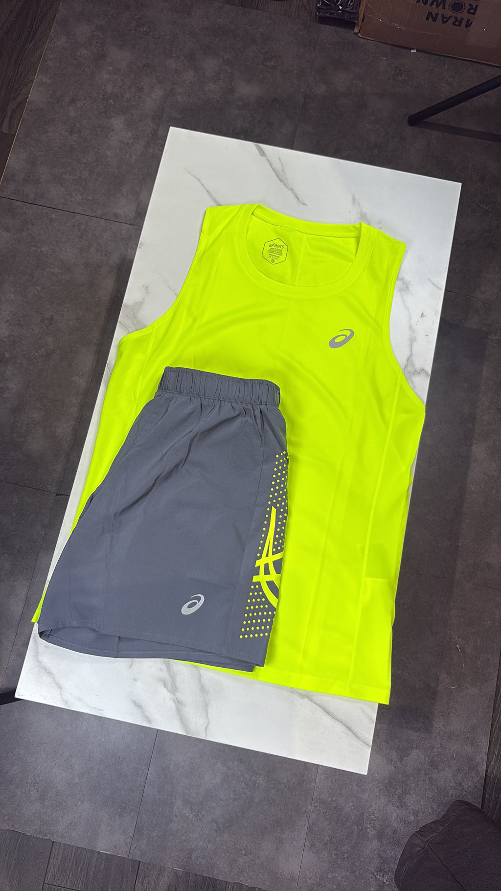 ASICS vest set