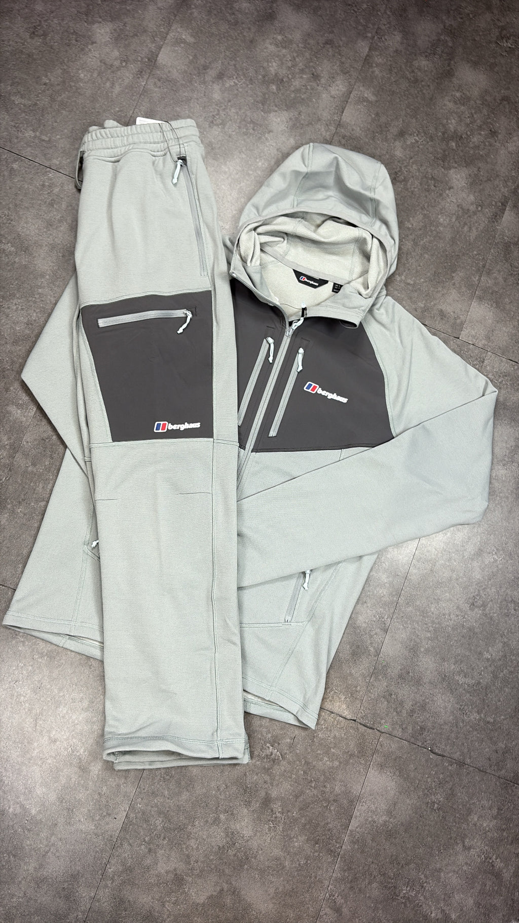 Berghaus pavey tracksuit "grey/light grey"