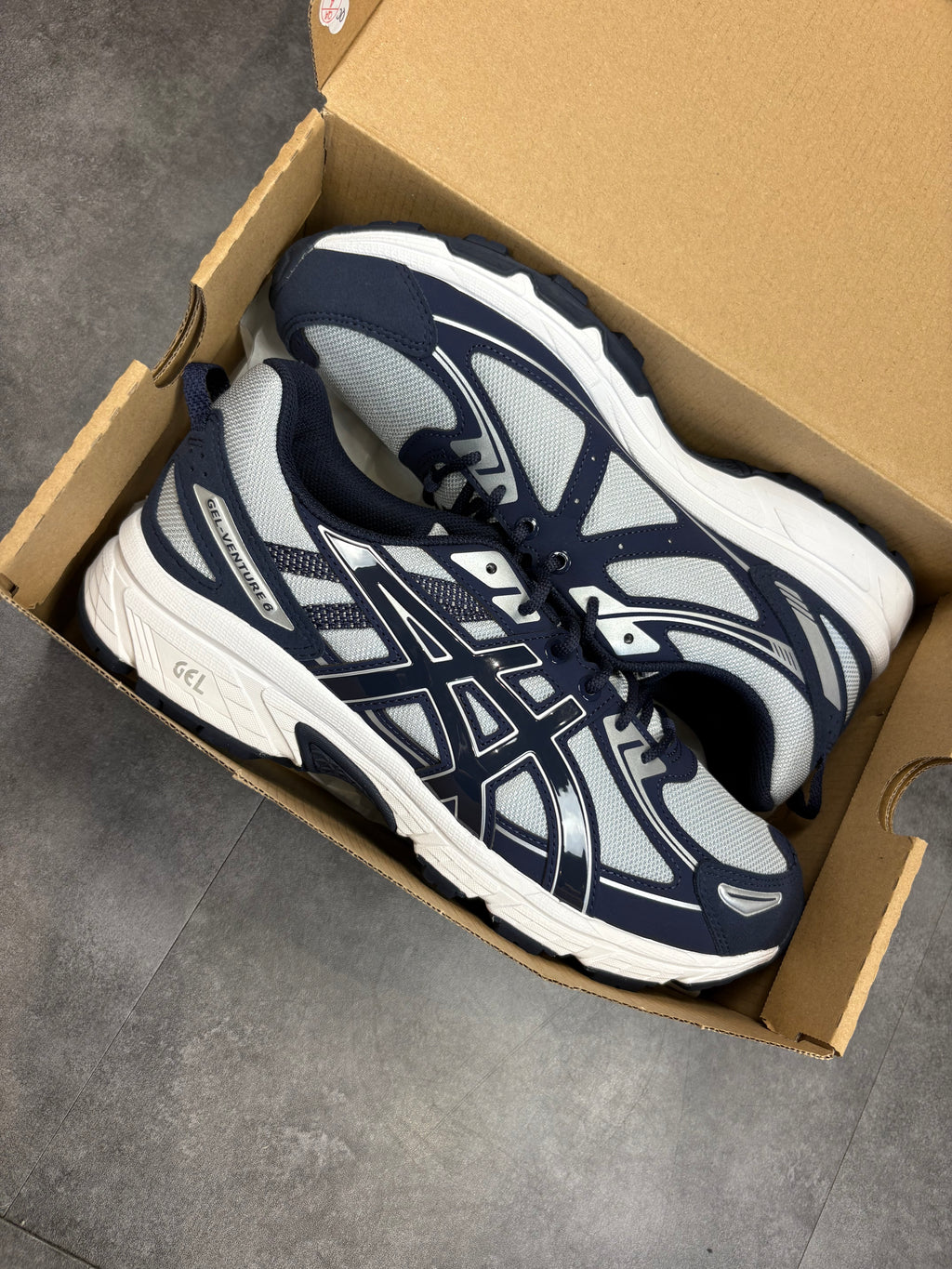 ASICS gel venture 6 "navy/cement grey"