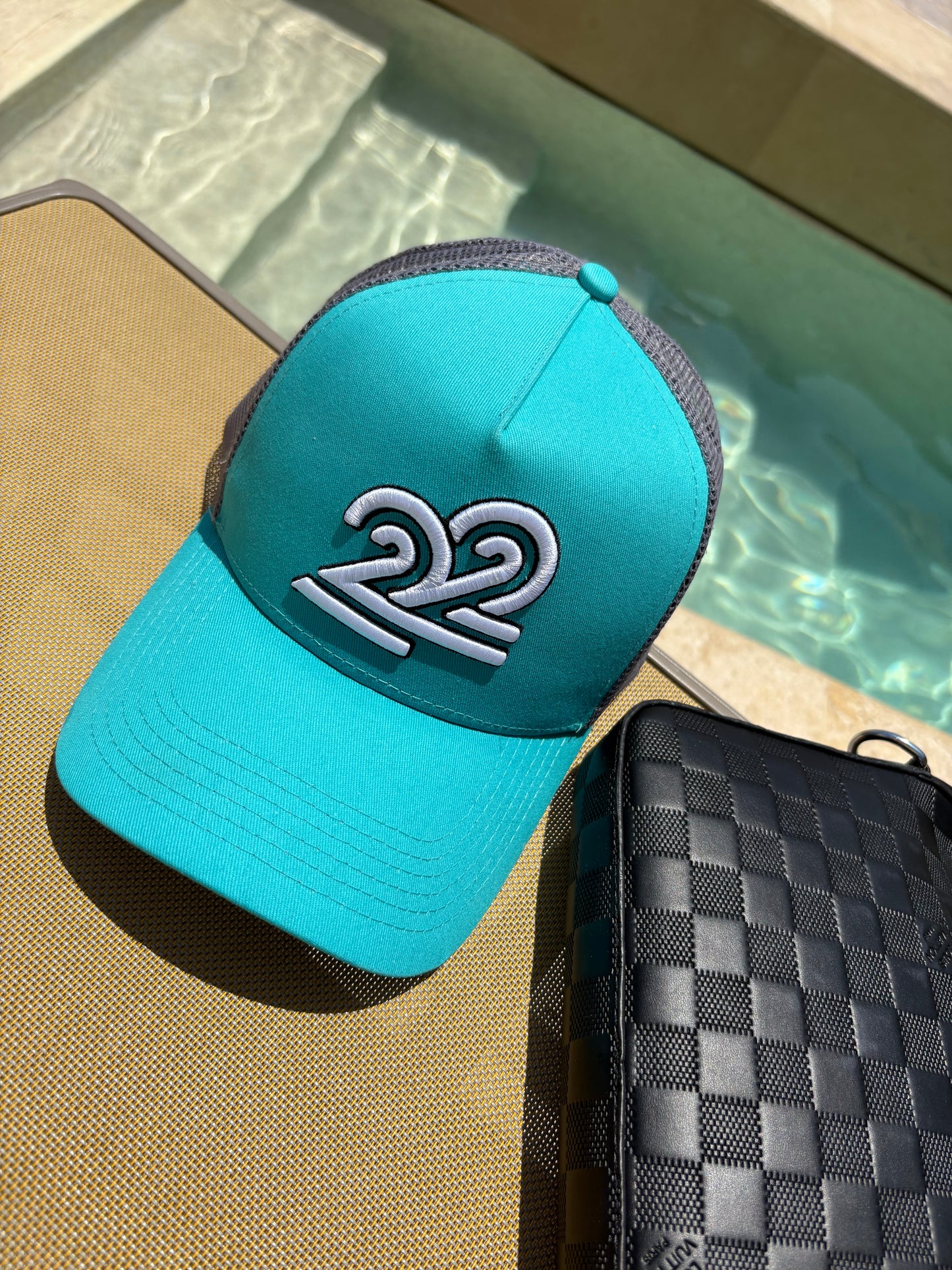 22PERFORM AQUA TRUCKER CAP