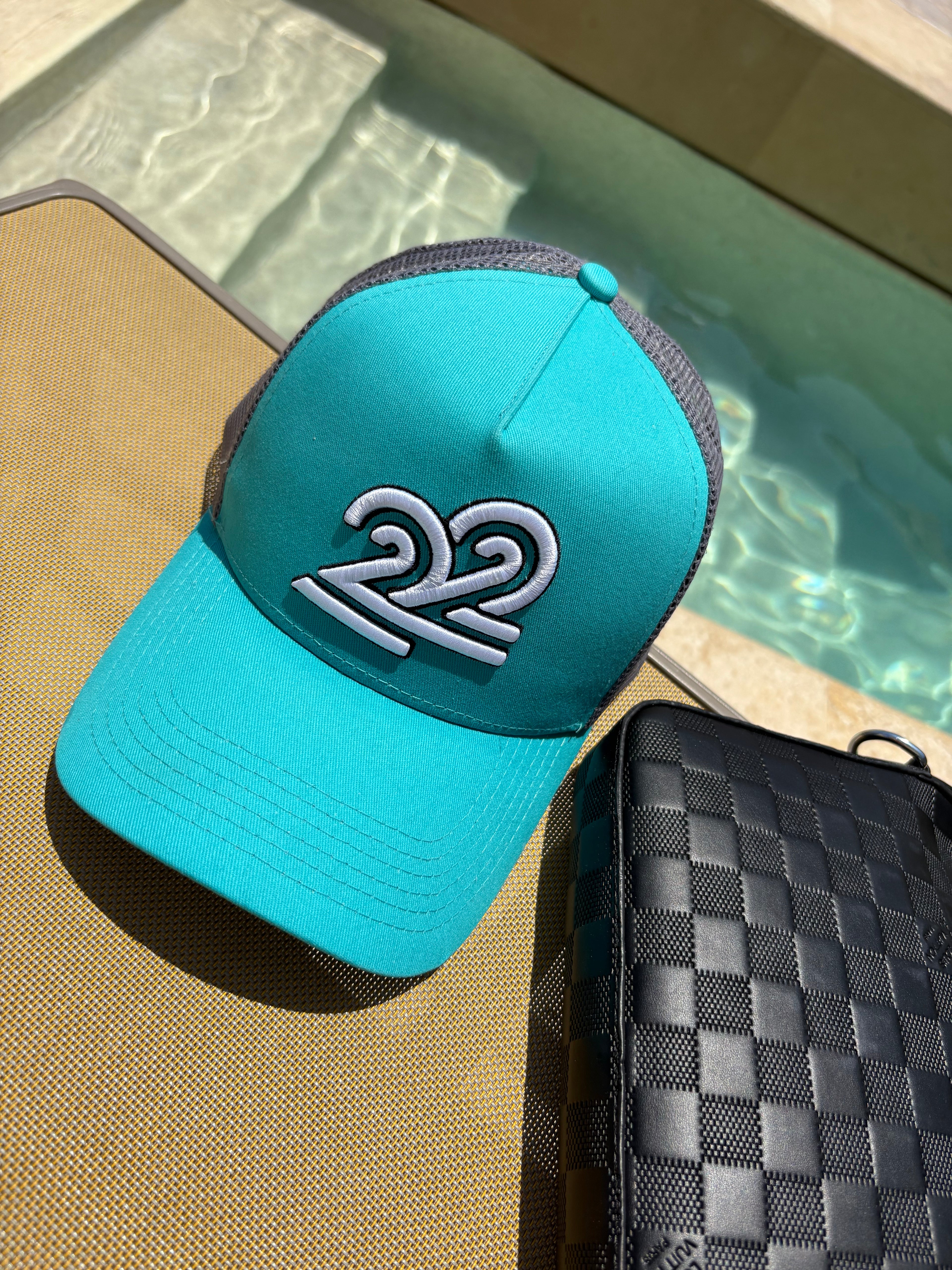22PERFORM AQUA TRUCKER CAP
