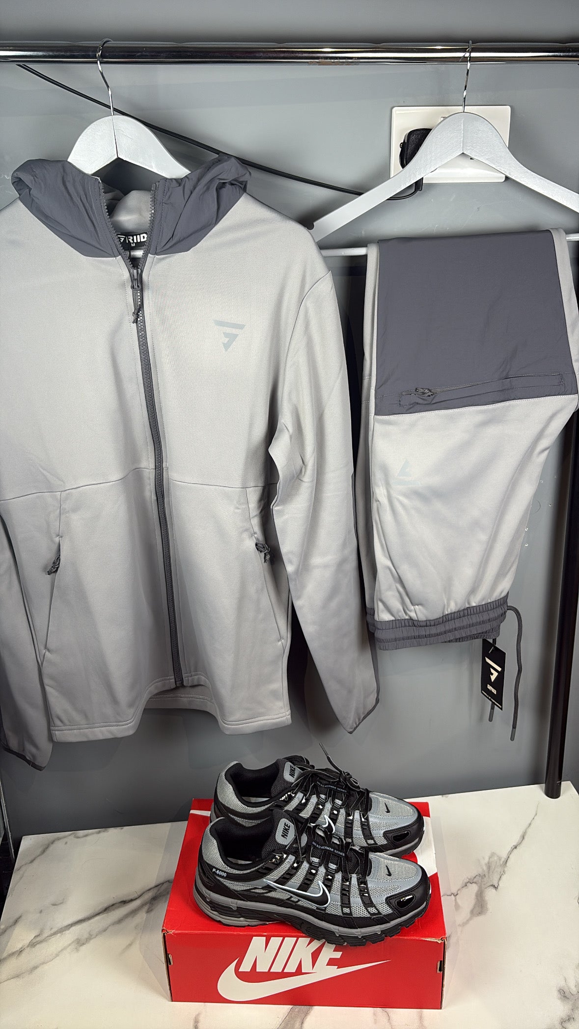 Griid cushy set light grey