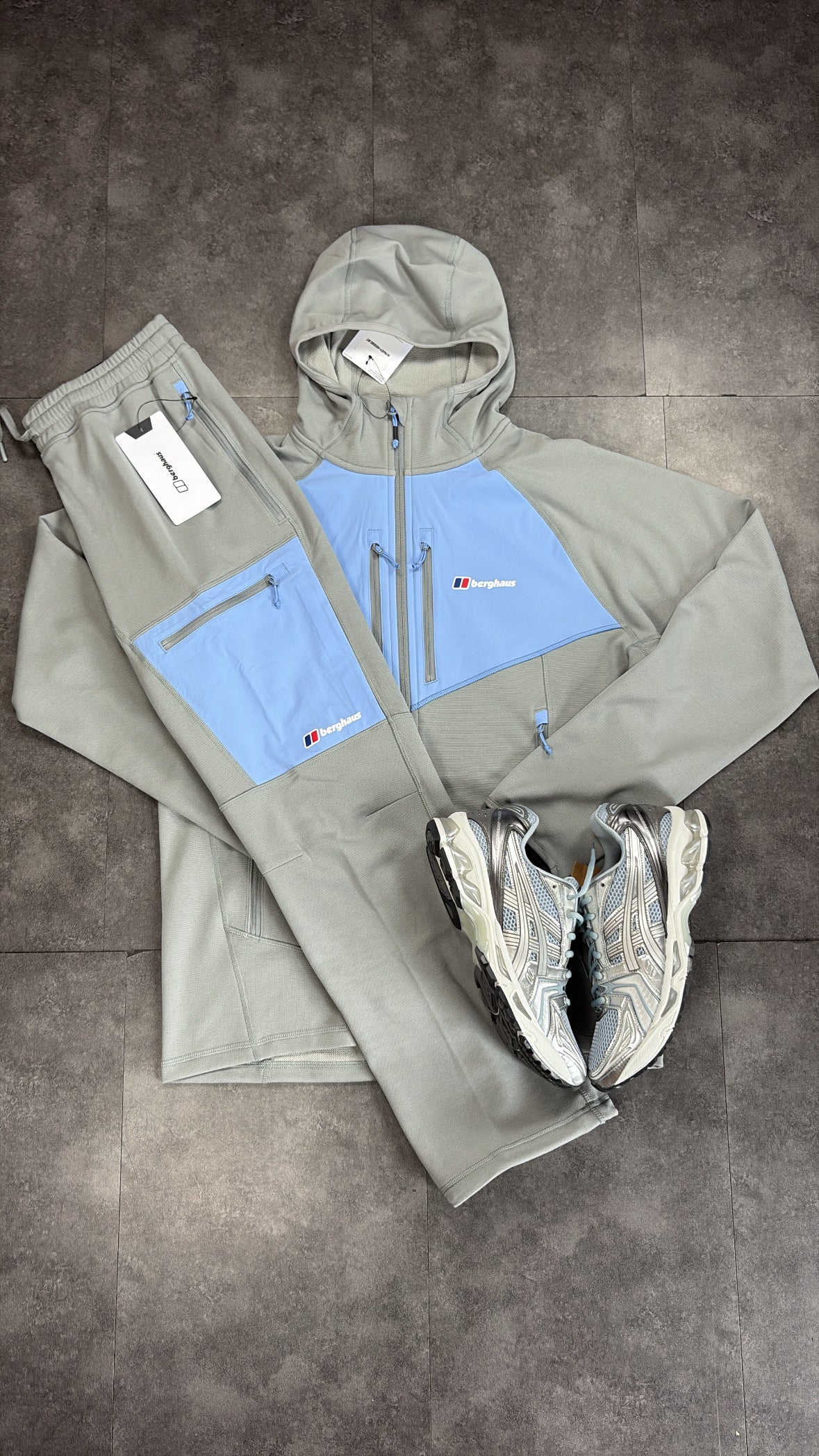 Berghaus tracksuit "light grey/blue"