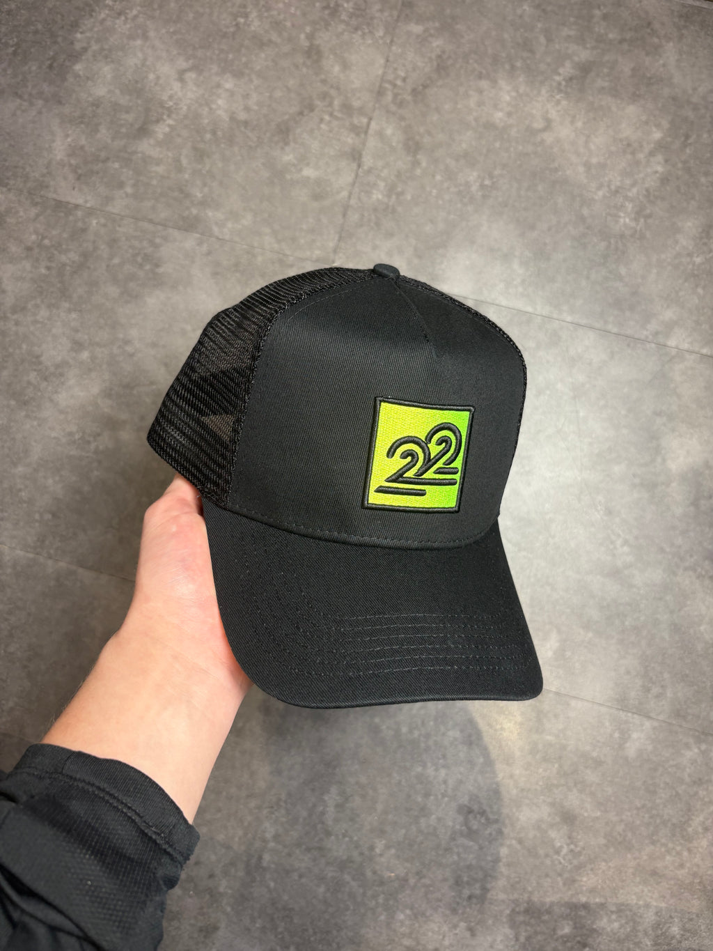 22Union Box Logo Cap "neon"