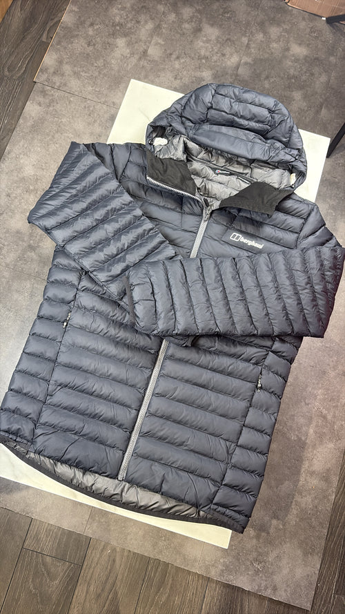 Black berghaus puffer