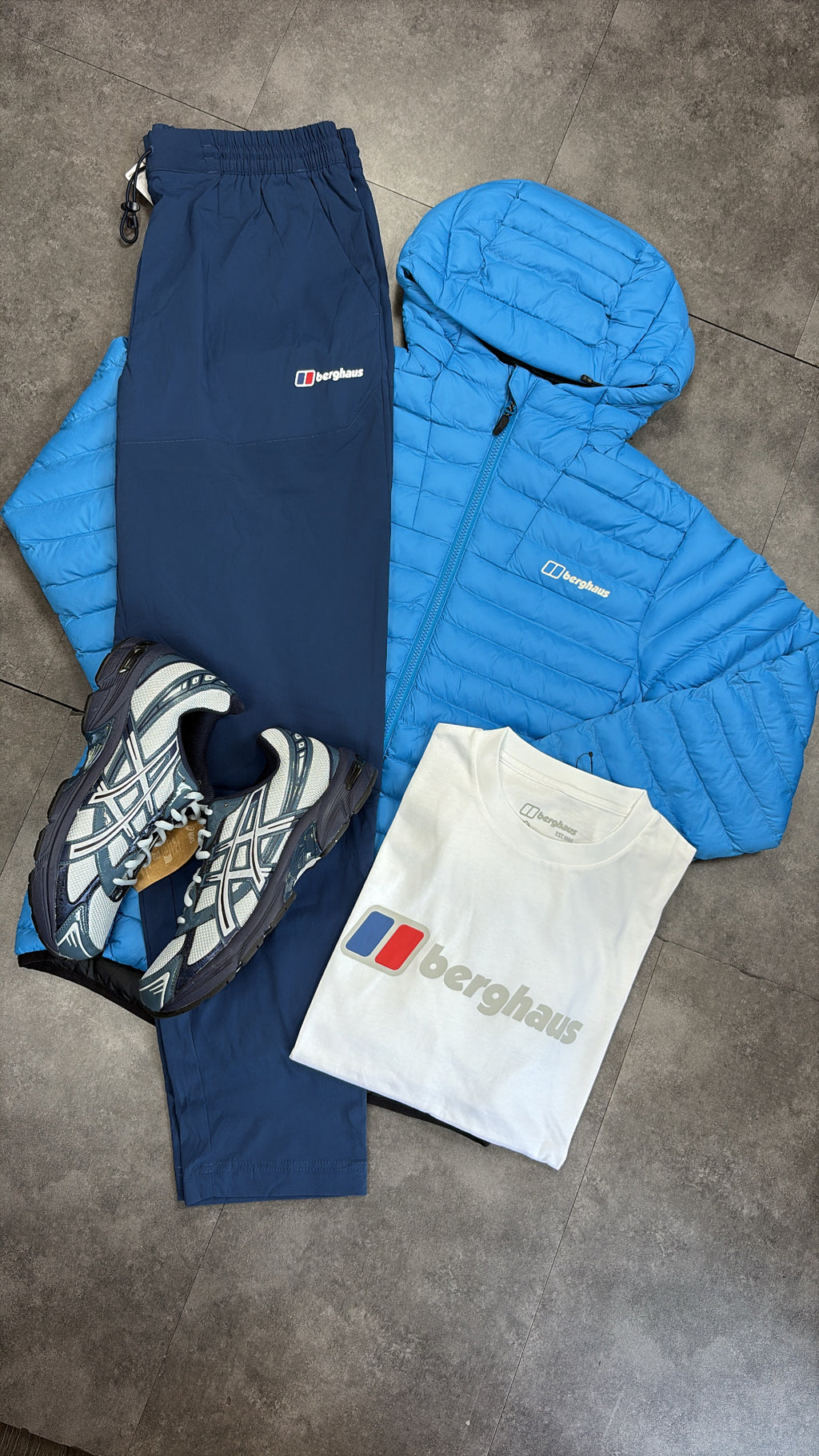Berghaus puffer tracksuit "sky blue/navy"