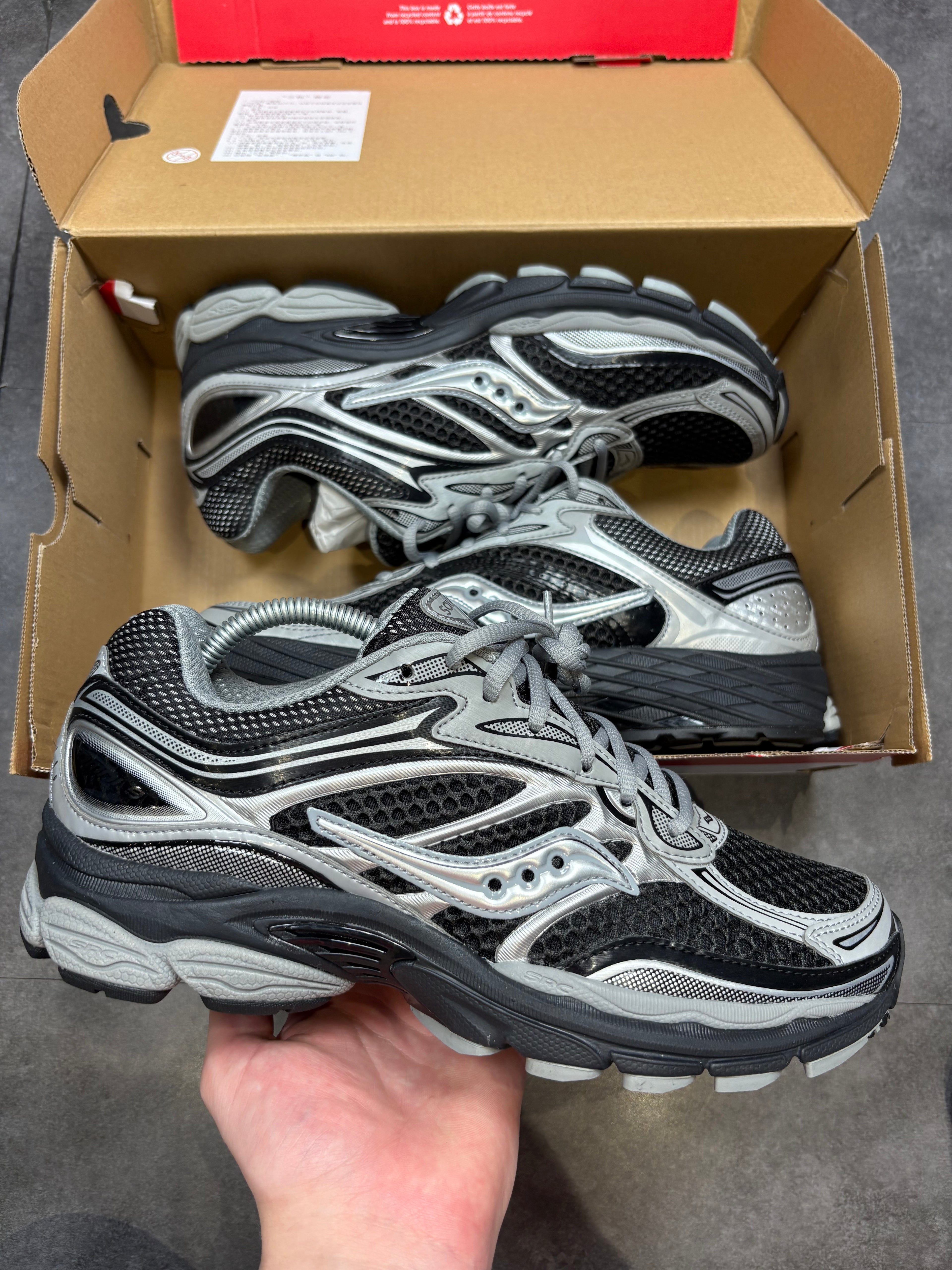 Saucony Pro Grid Omni 9 "Black/Silver"