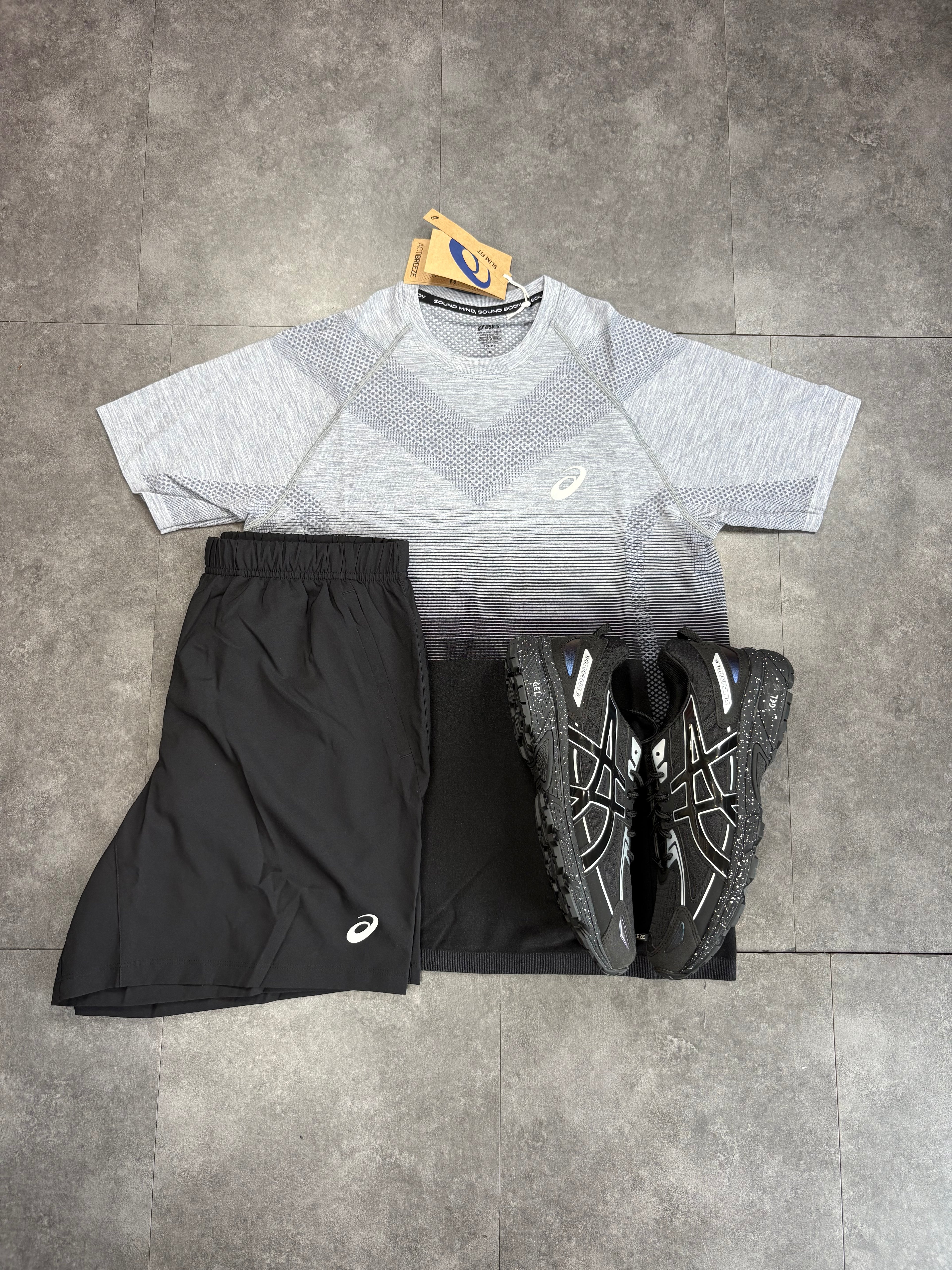 ASICS seamless short set "black/grey"