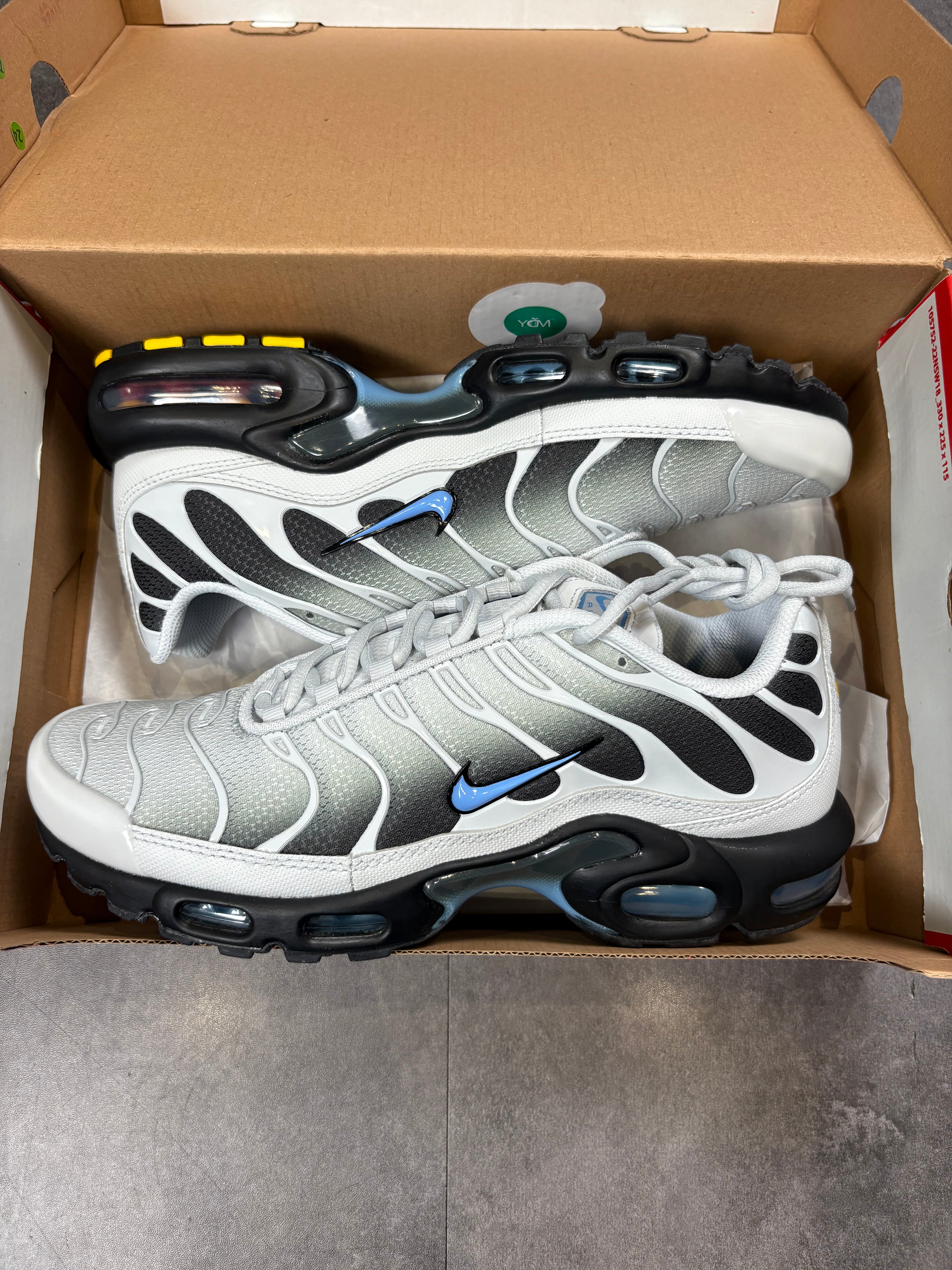 Mens nike tns- light grey/blue