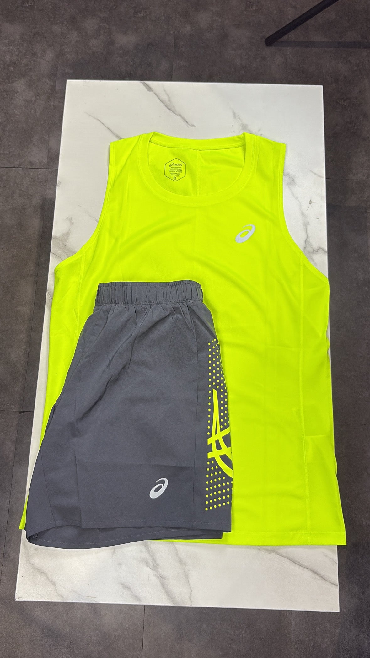 ASICS vest set