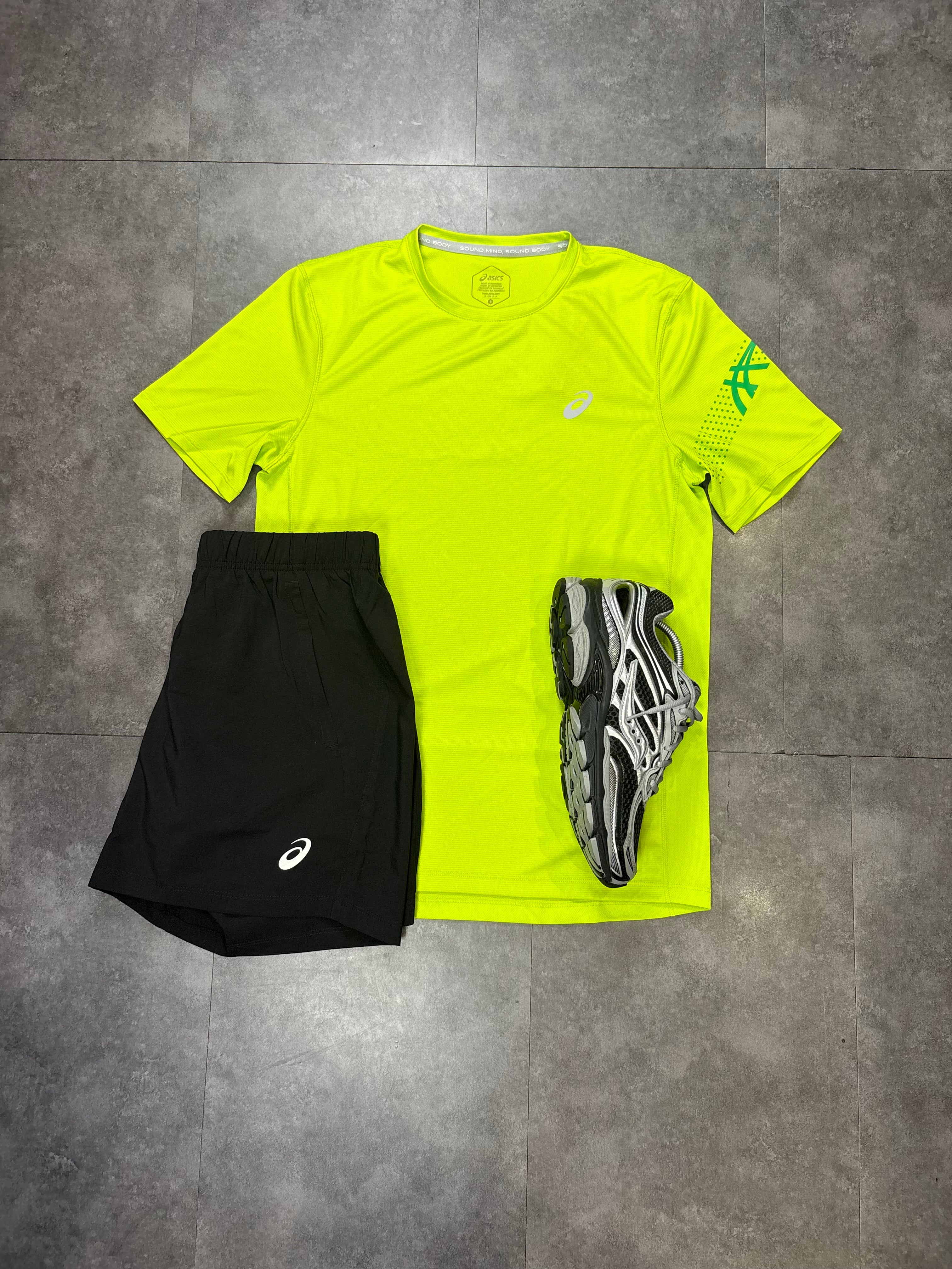 ASICS core short set "Lime"
