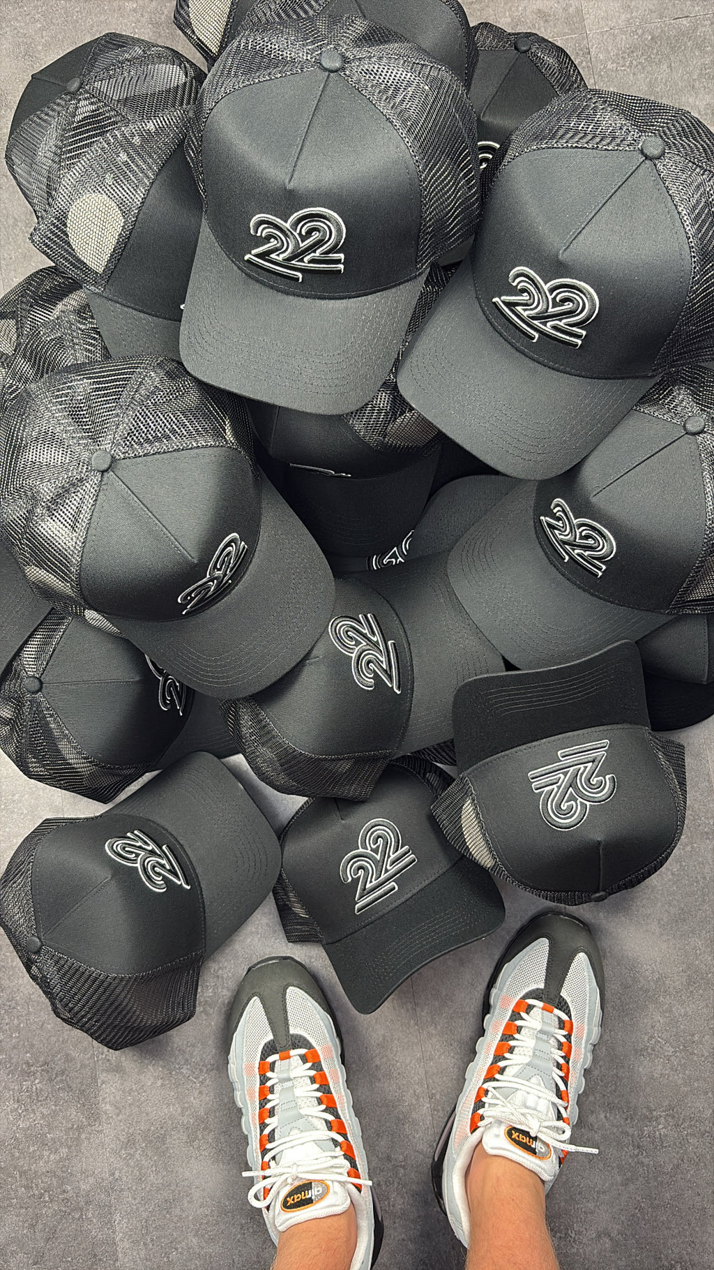 Black and white 22Union Trucker cap